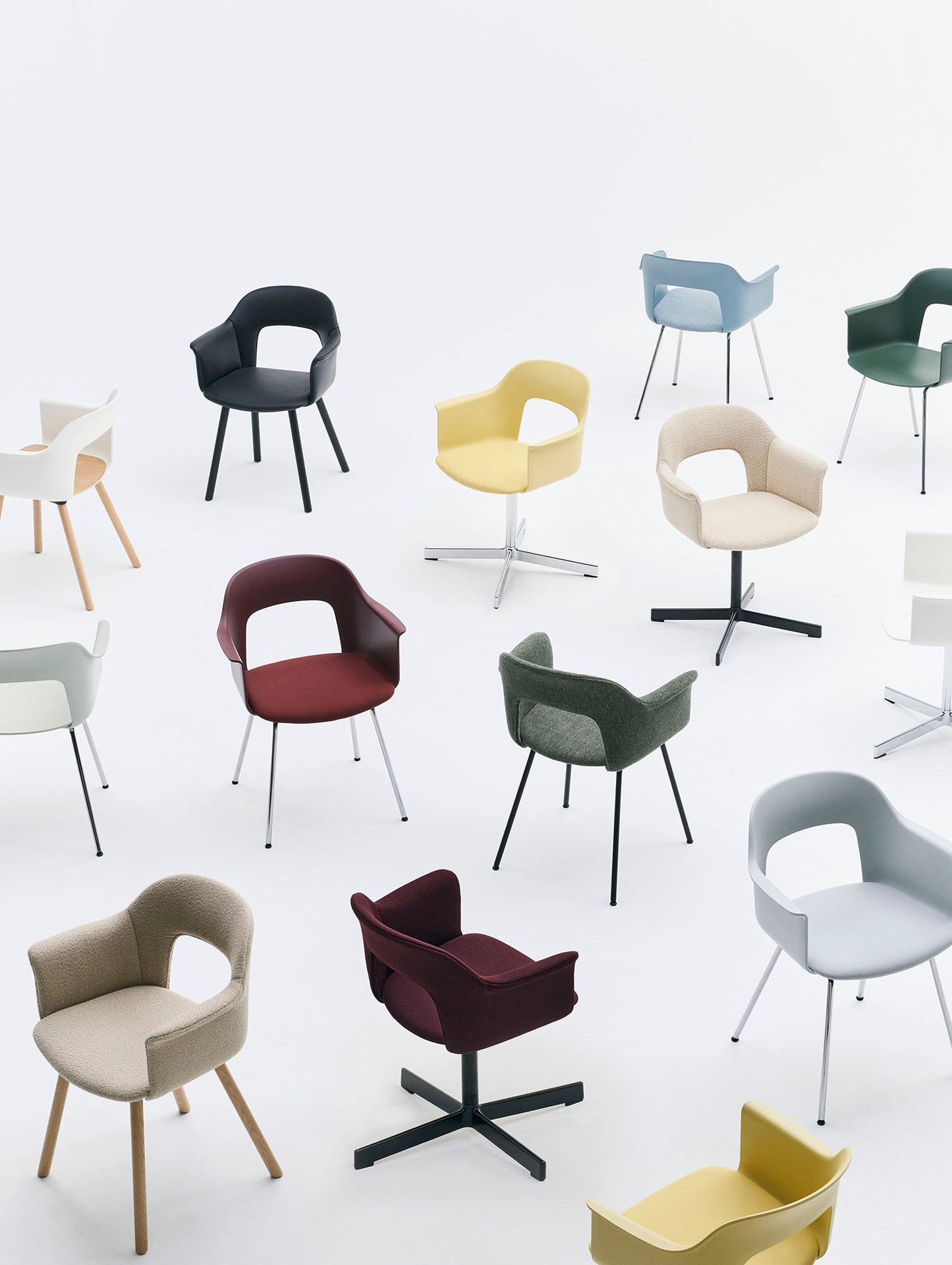 Layout Armchair - Swivel Base by HAY