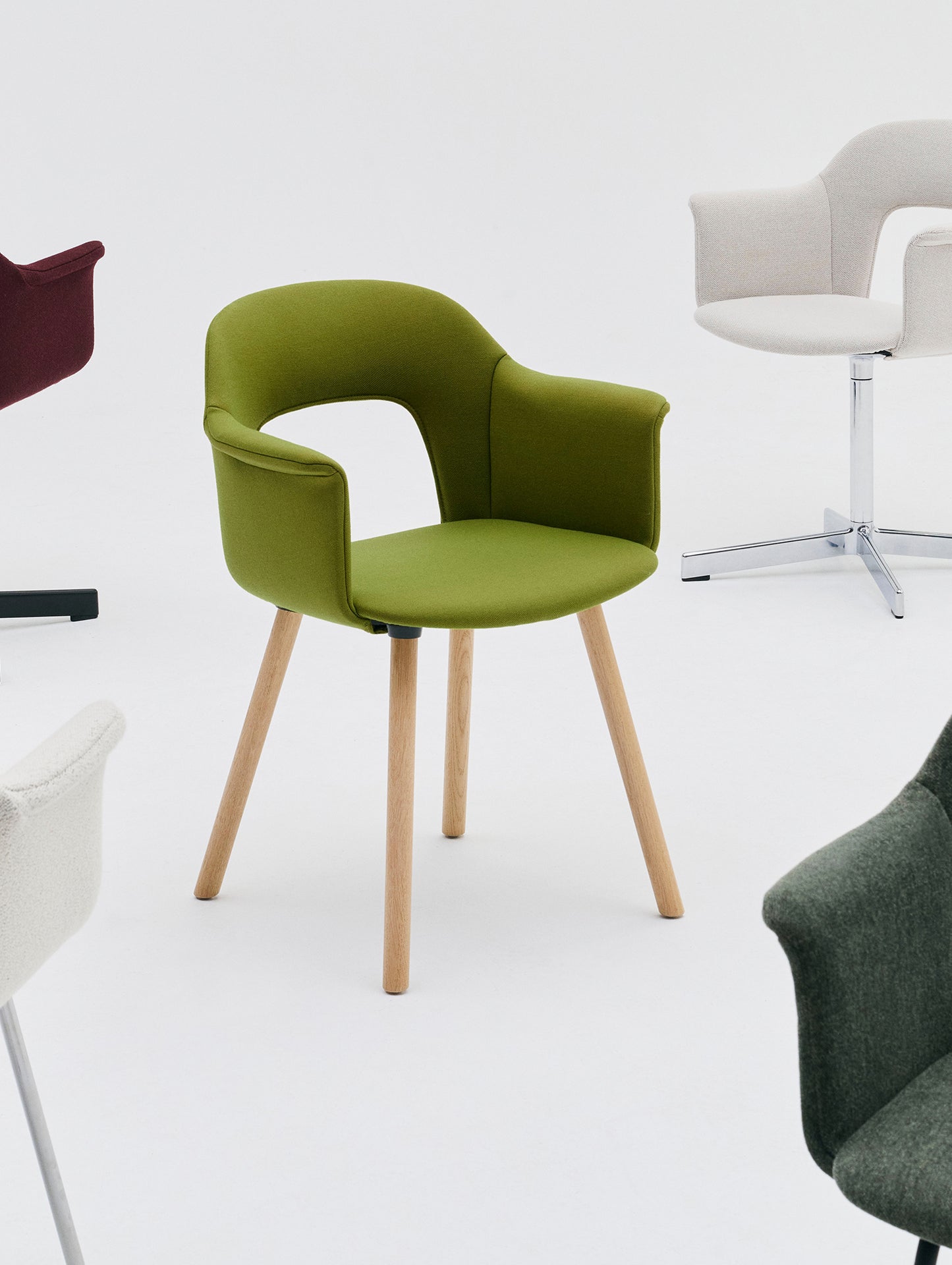 Layout Armchair Upholstered - Wood Base