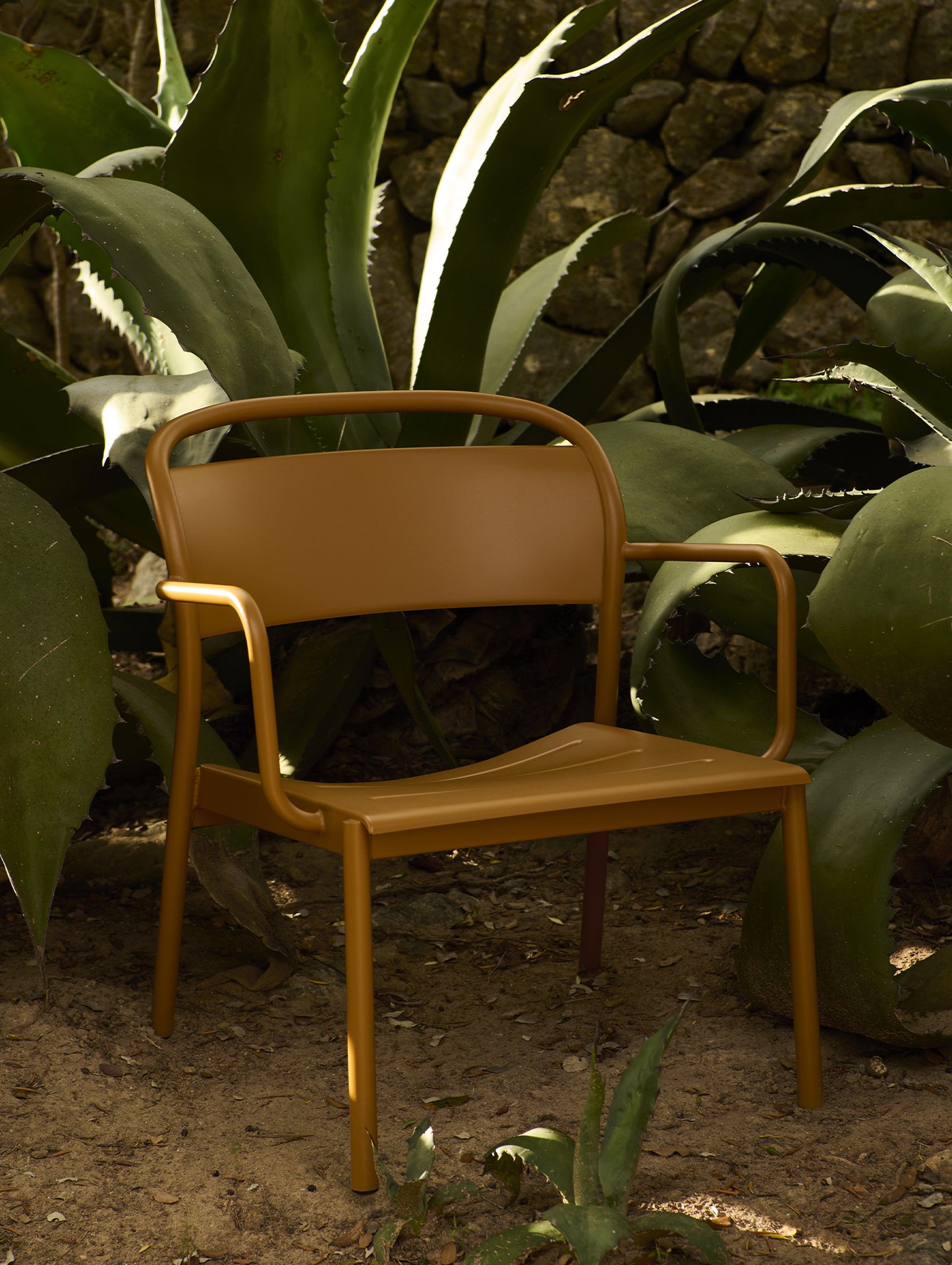 Linear Steel Lounge Armchair by Muuto - Burnt Orange