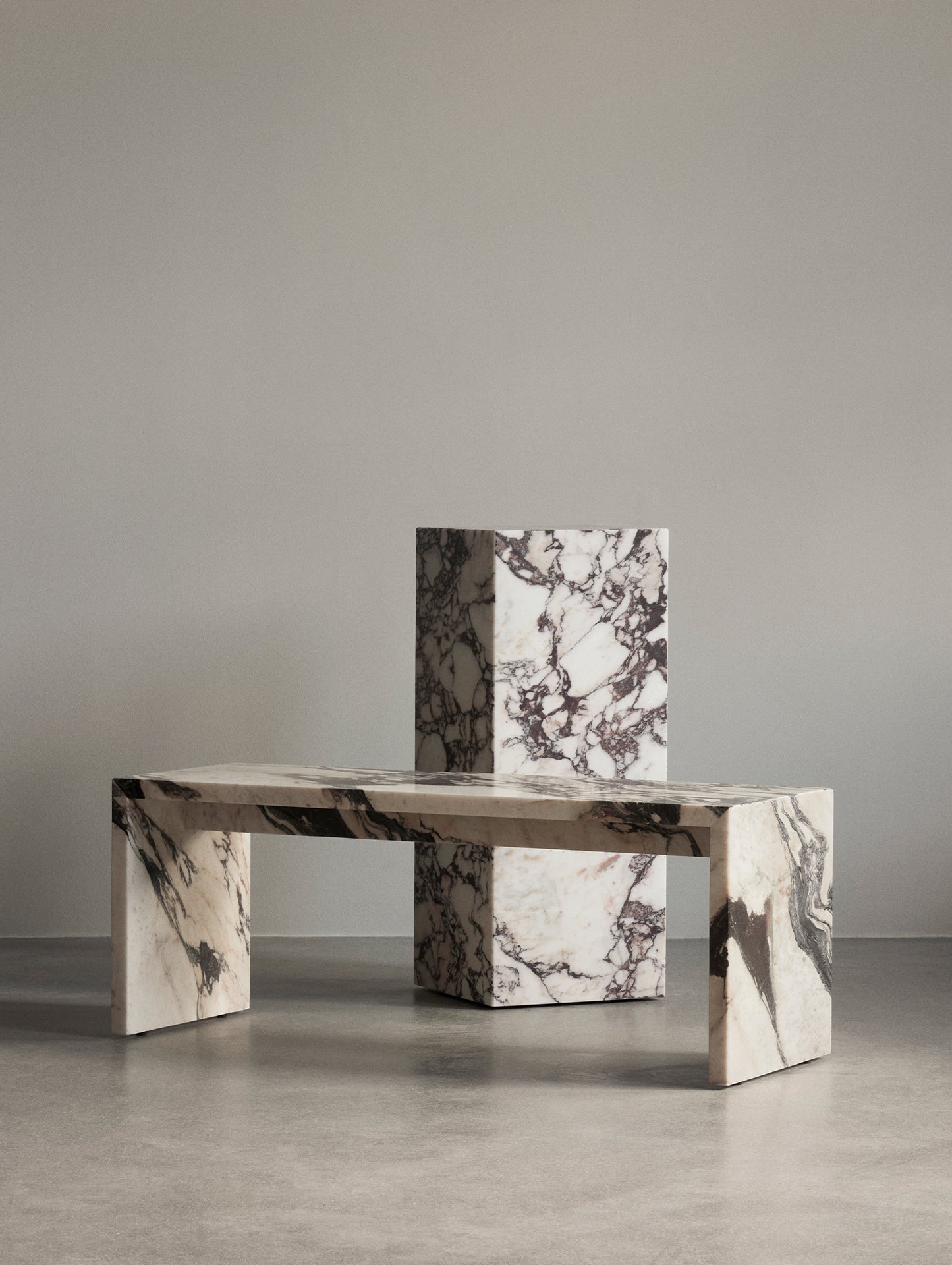 Marble Plinth Bridge by Audo Copenhagen - Calacatta Viola Marble