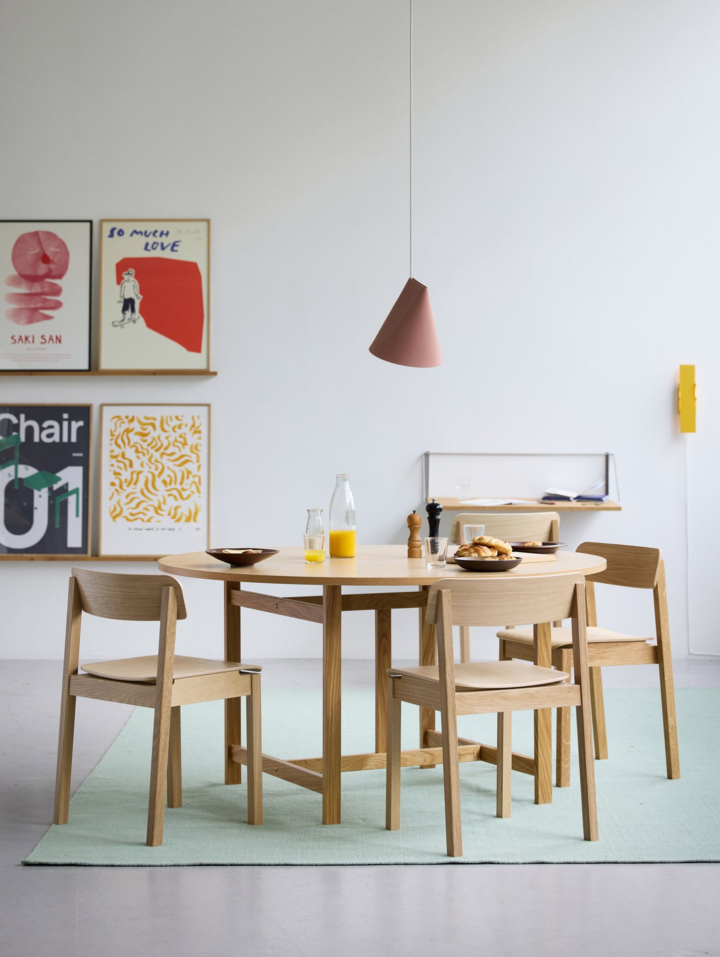 Everyday Chair by Moebe - Lacquered Oak