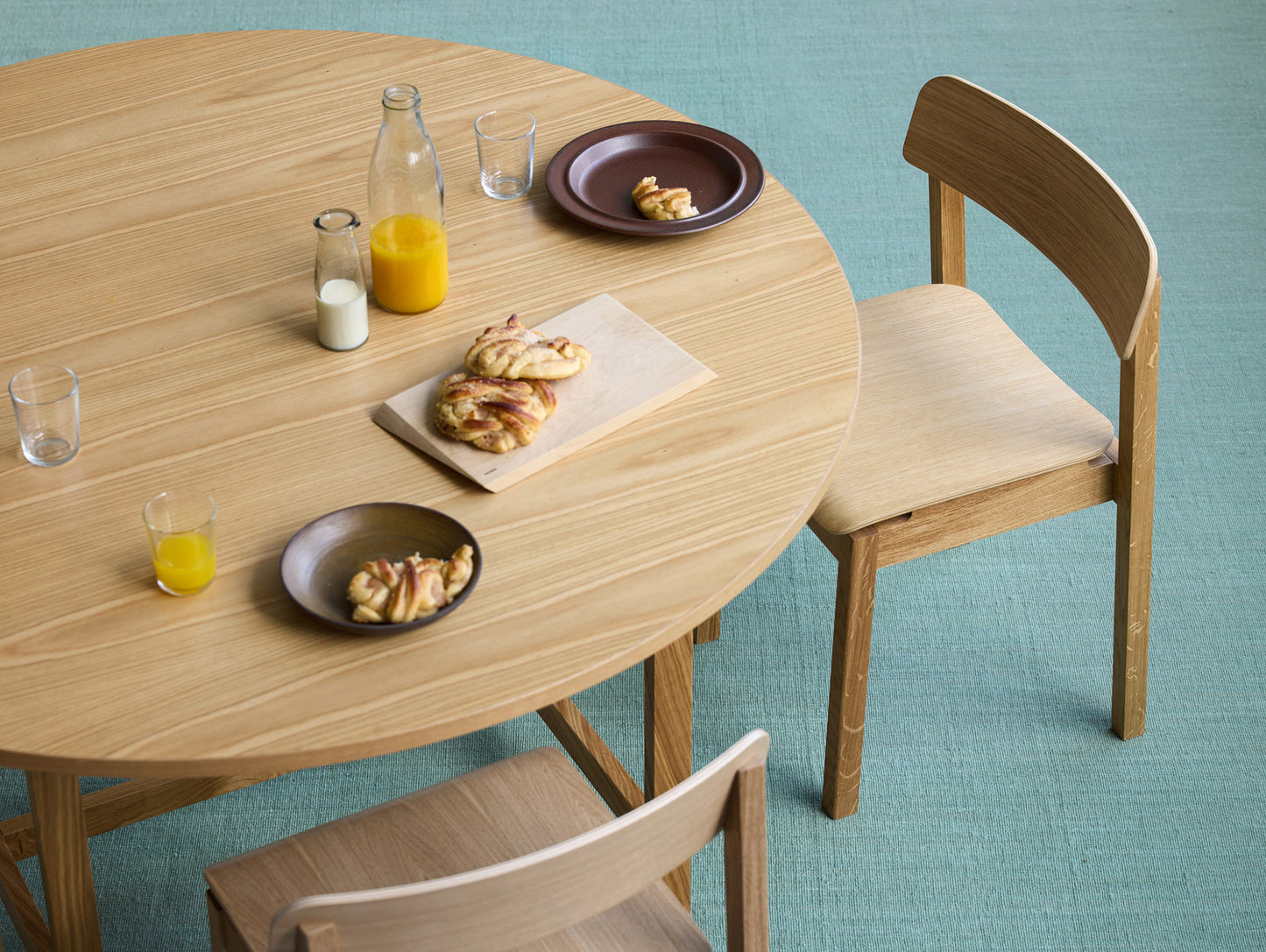 Everyday Chair by Moebe - Oiled Oak