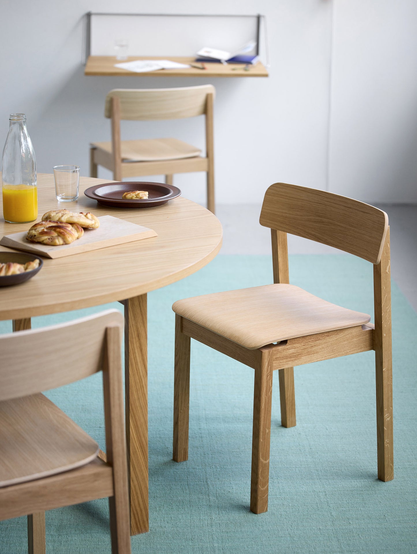 Everyday Chair by Moebe - Oiled Oak