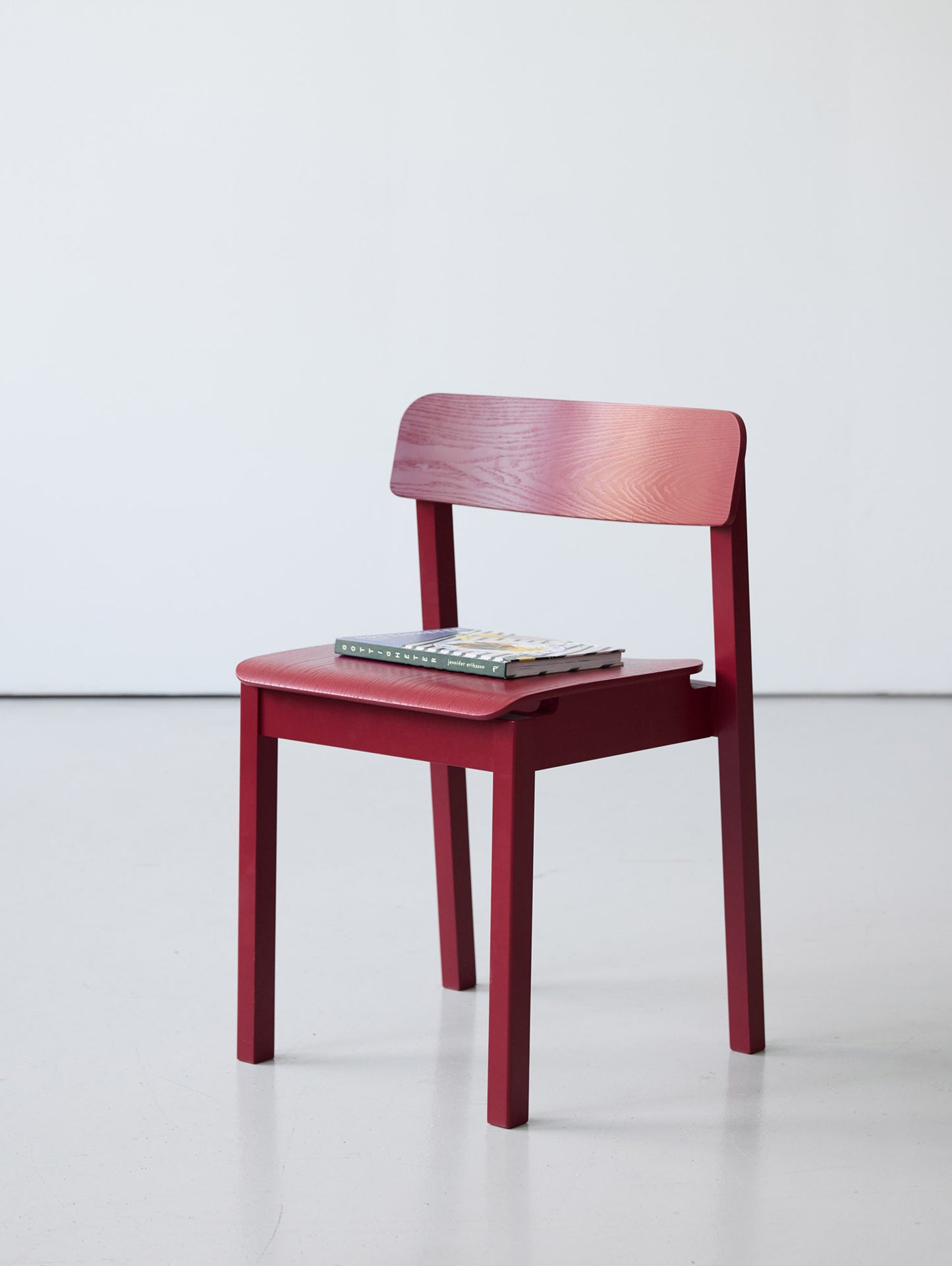 Everyday Chair by Moebe - Purple Red Lacquered Oak