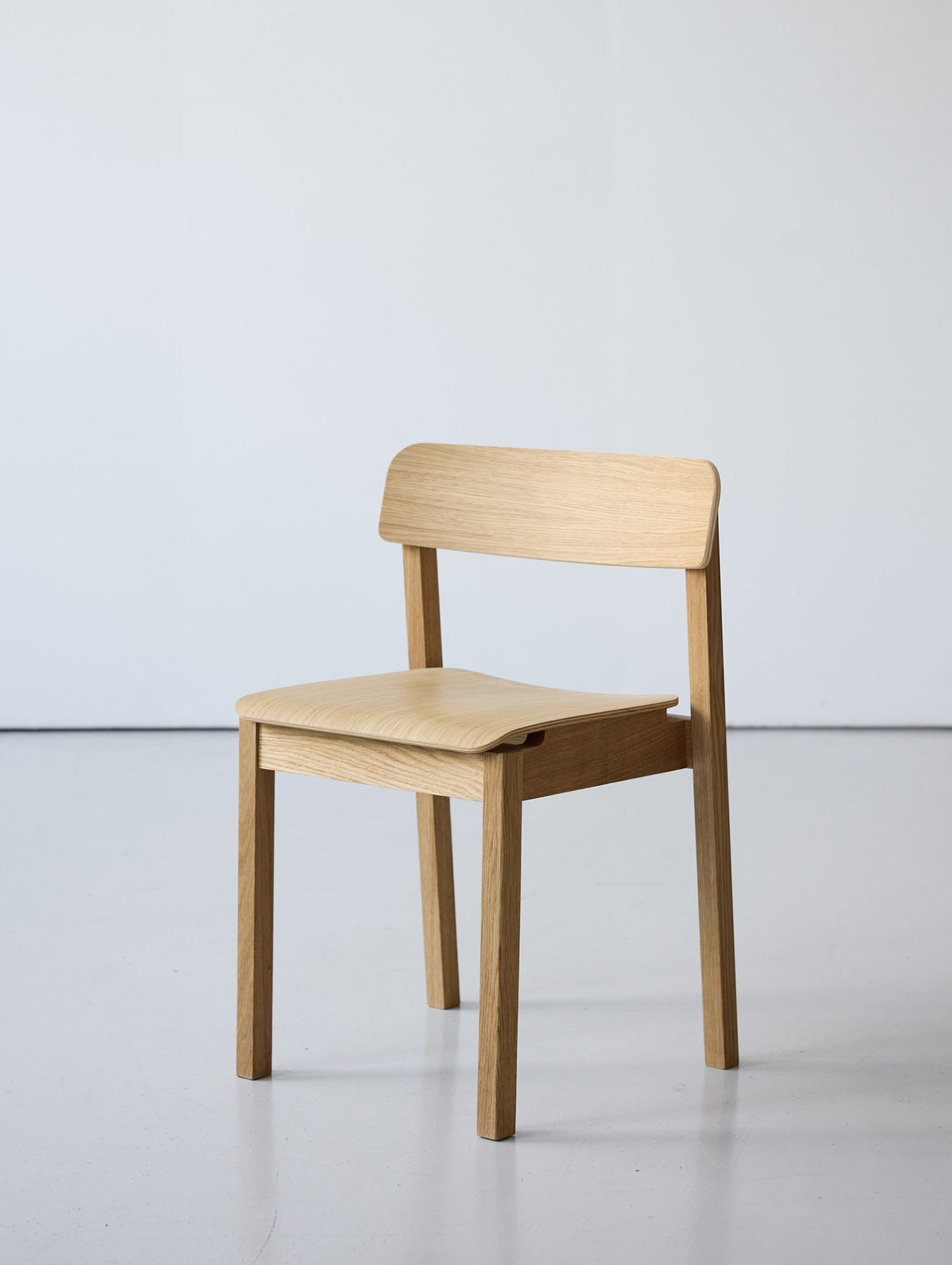 Everyday Chair by Moebe - Oiled Oak