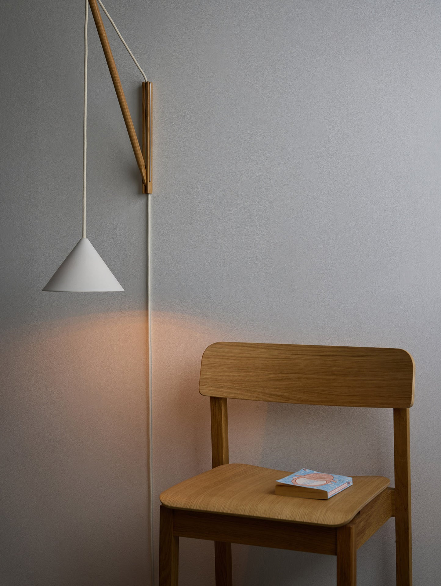 Everyday Chair by Moebe - Oiled Oak