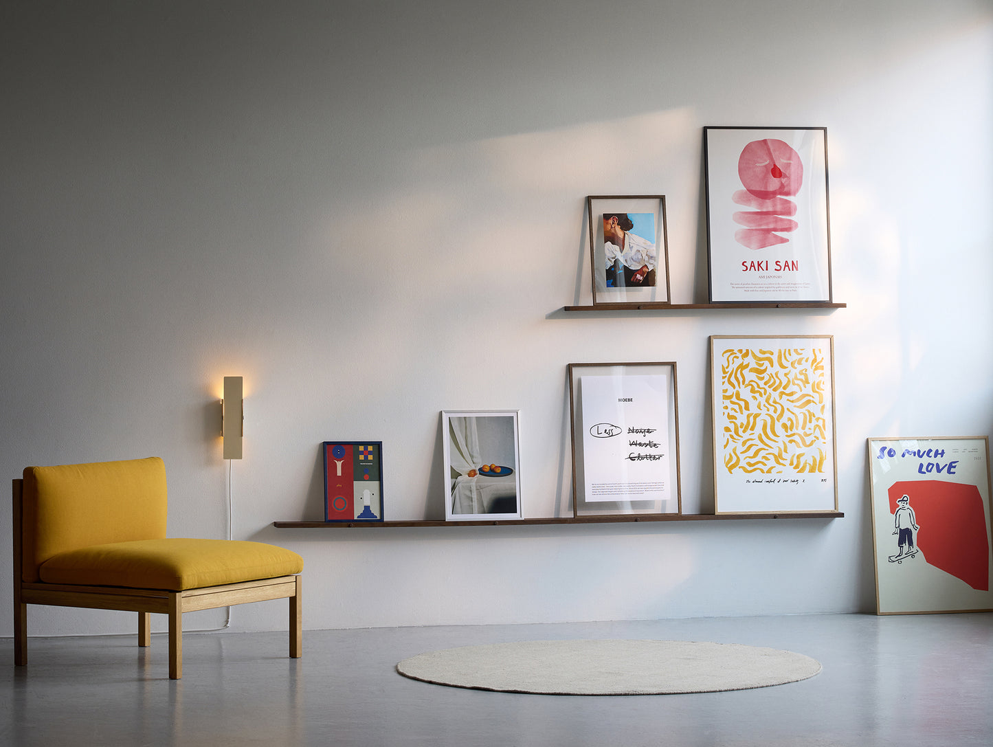 Gallery Shelf by Moebe
