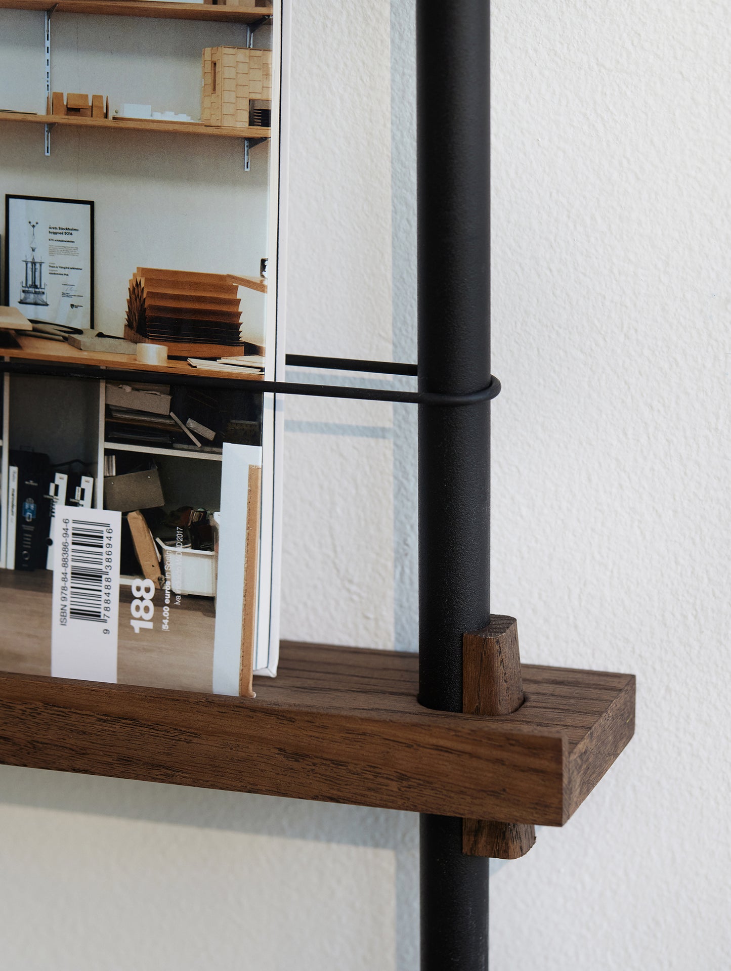 Magazine Shelving Sets (65 cm) by Moebe - Black Uprights / Smoked Oak
