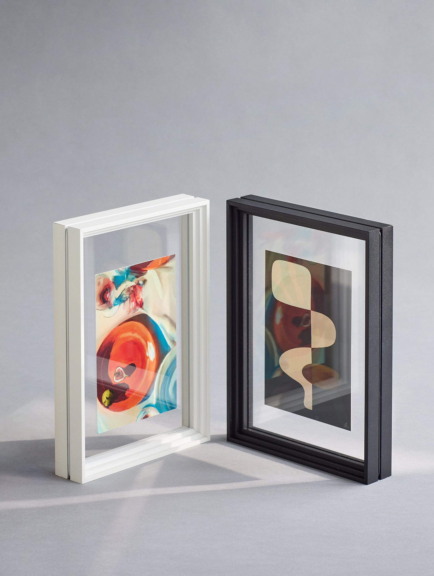 Standing Frame by Moebe