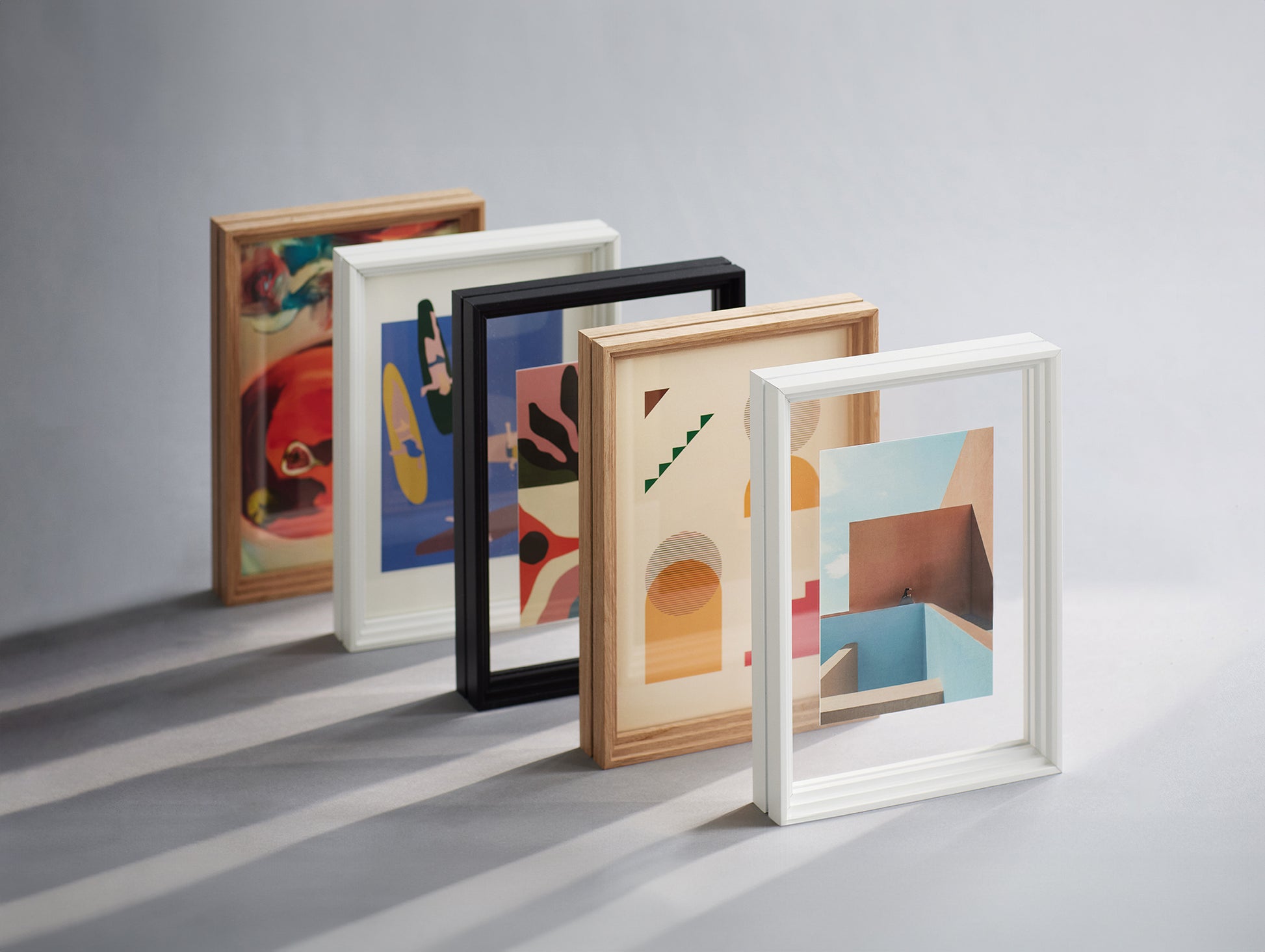 Standing Frame by Moebe