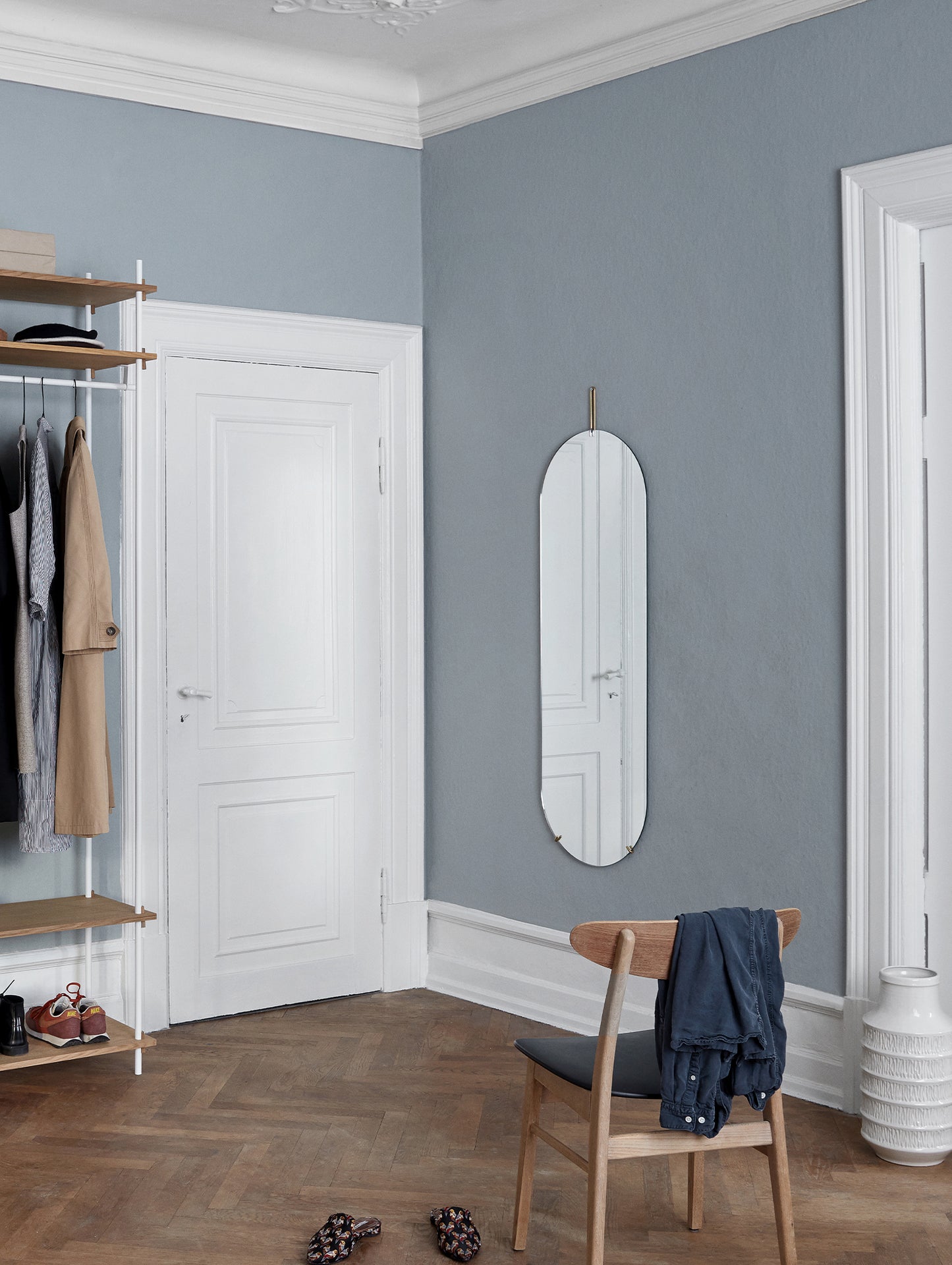 Moebe Tall Wall Mirror - Brass