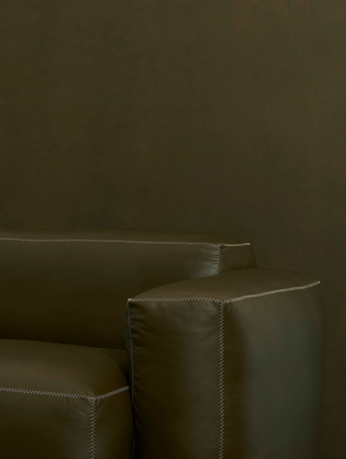 Mags Soft 2.5 Seater Sofa (Low Armrest) by HAY - Combination 1 / Sense Forest / Beige Stitching