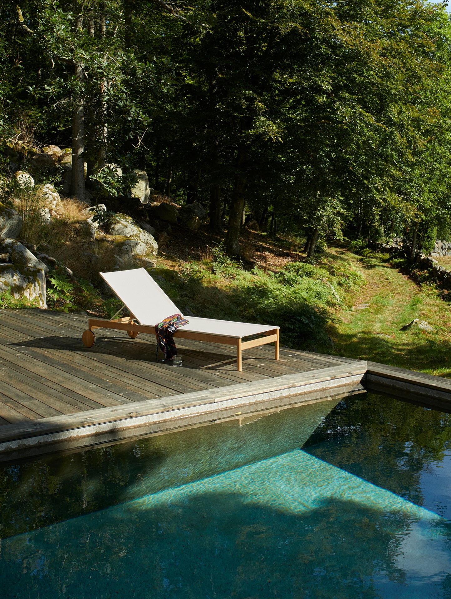 Pelagus Sunbed by Skagerak