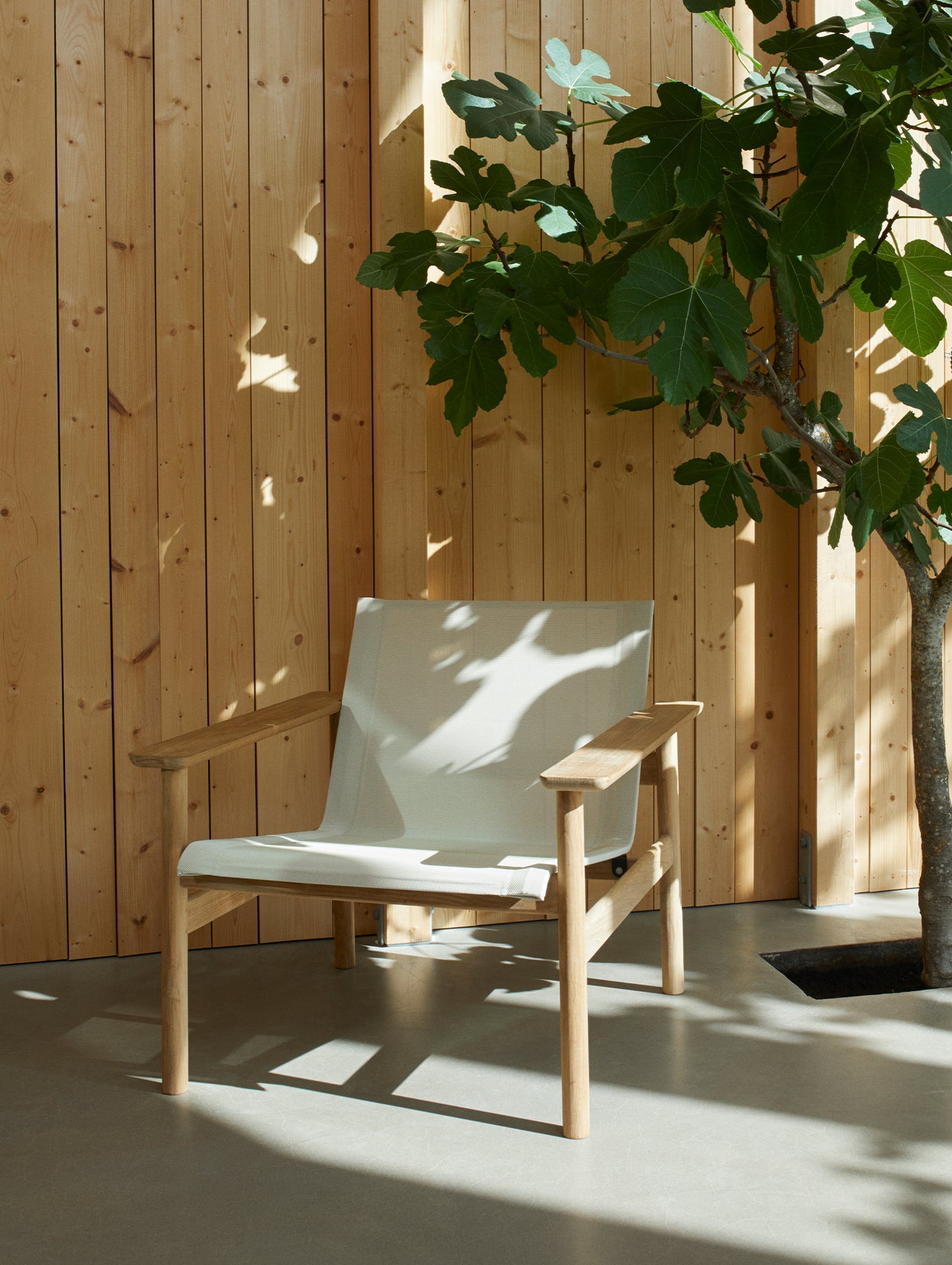 Pelagus Lounge Chair