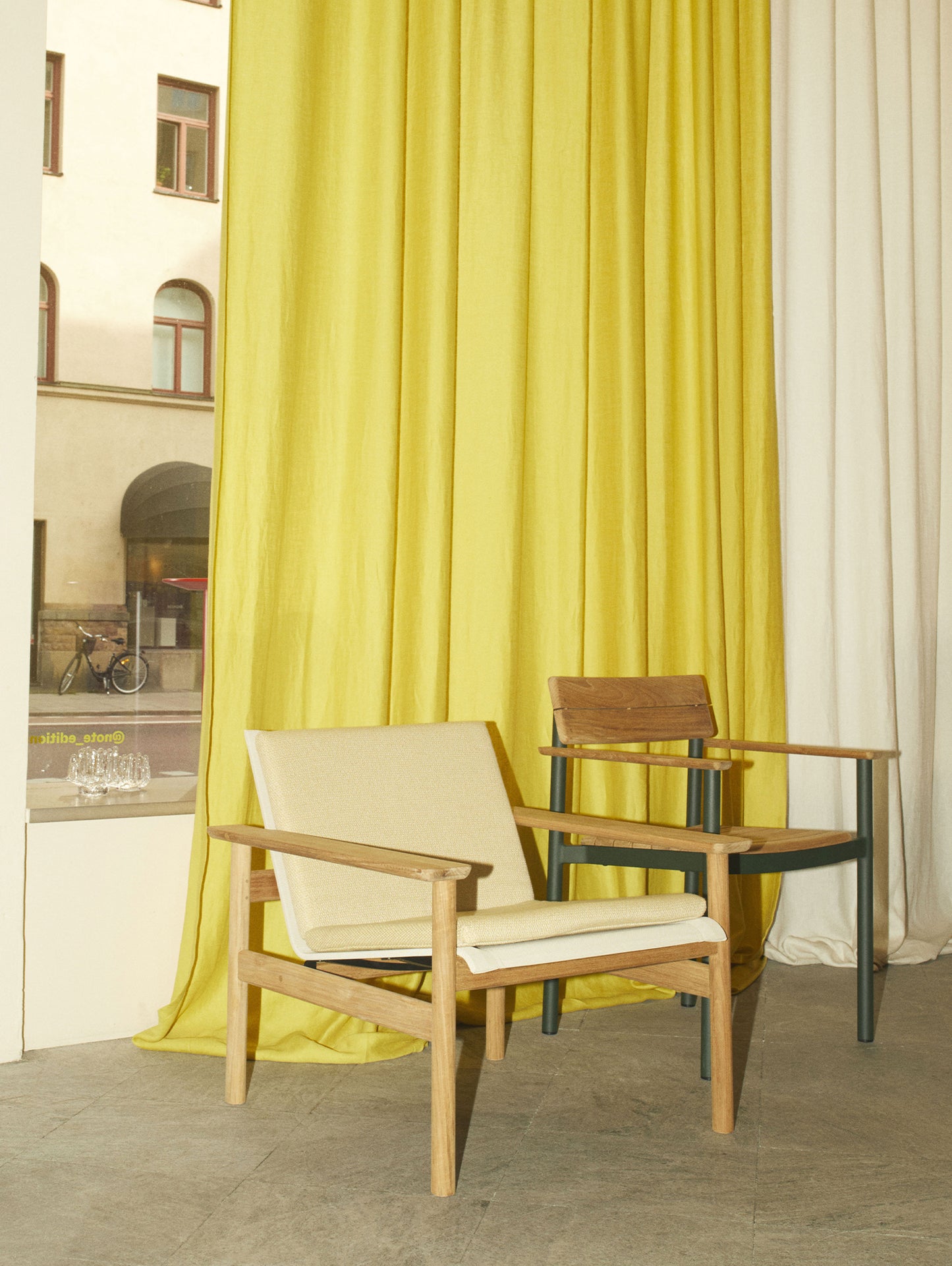 Pelagus Lounge Chair