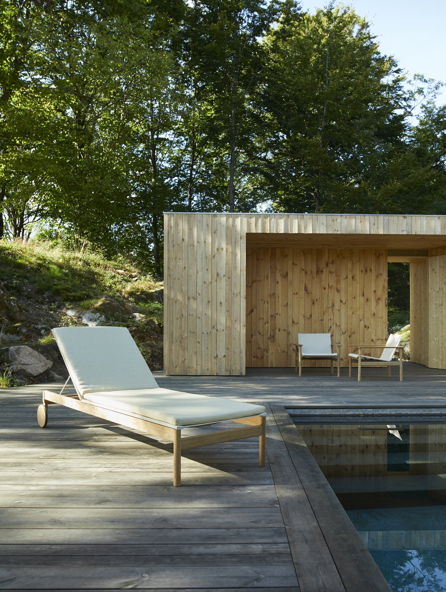 Pelagus Sunbed by Skagerak