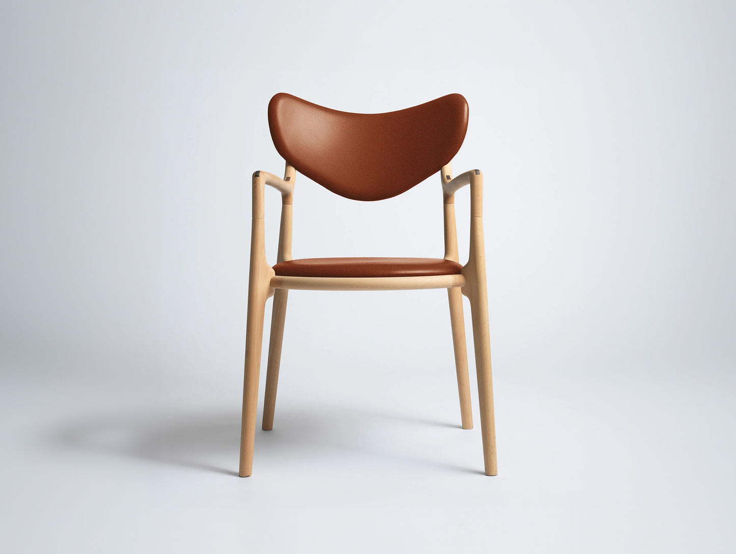 Salon Chair by Ro Collection - Oiled Beech / Standard Sierra Calvados Leather