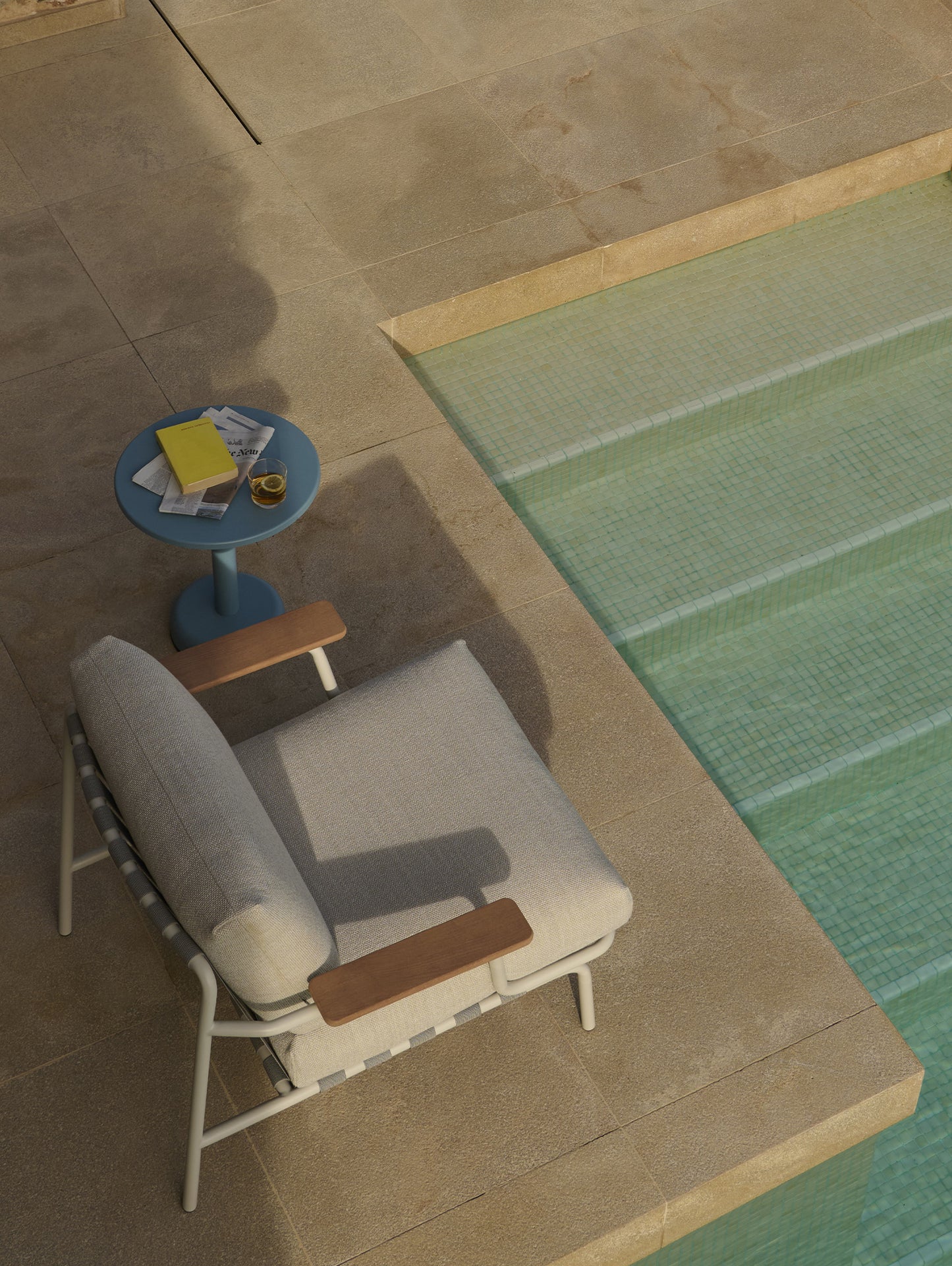 Settle Lounge Chair by Muuto - Grey Frame / Laze 01