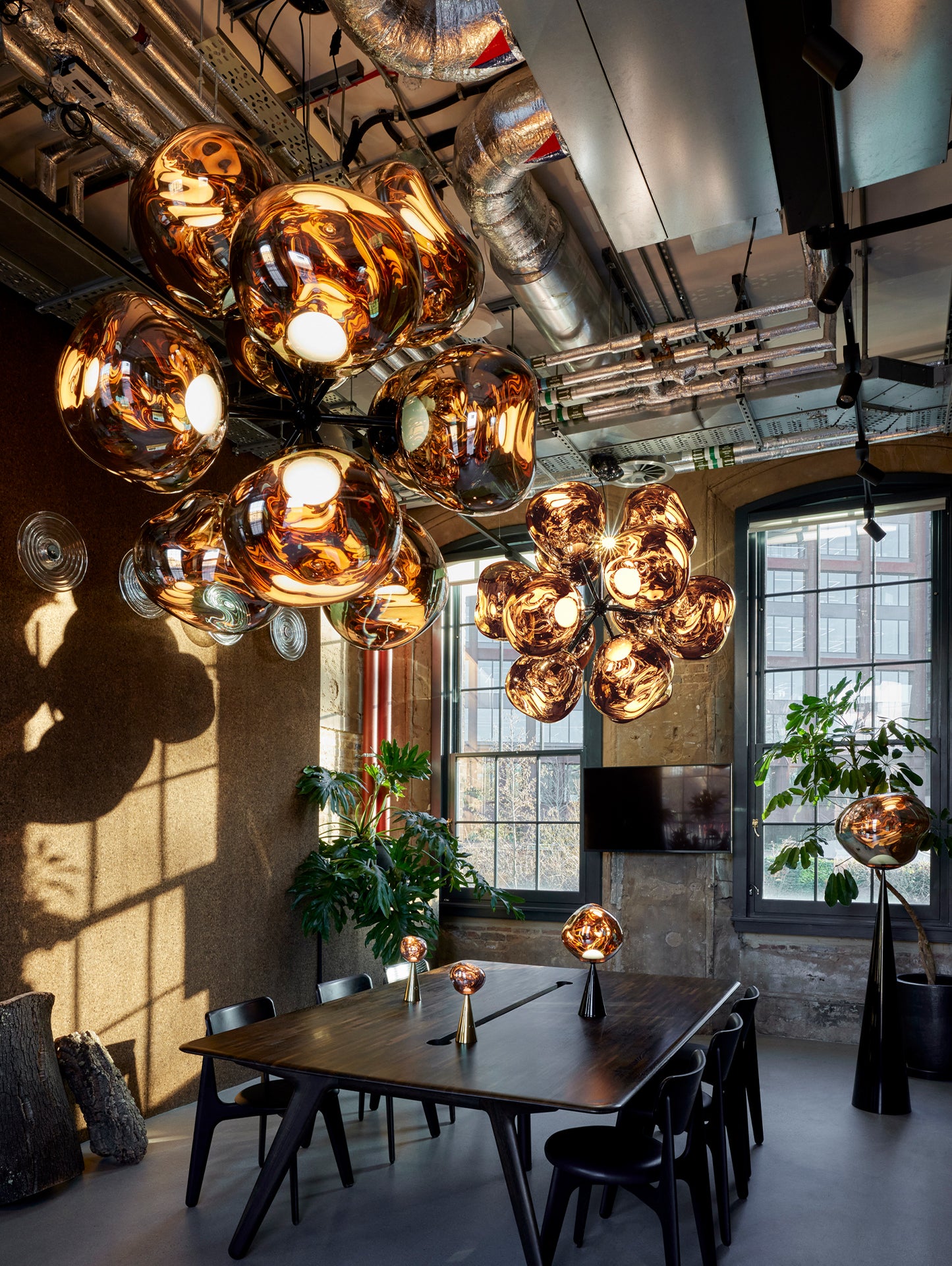 Melt Burst LED Chandelier by Tom Dixon - Gold