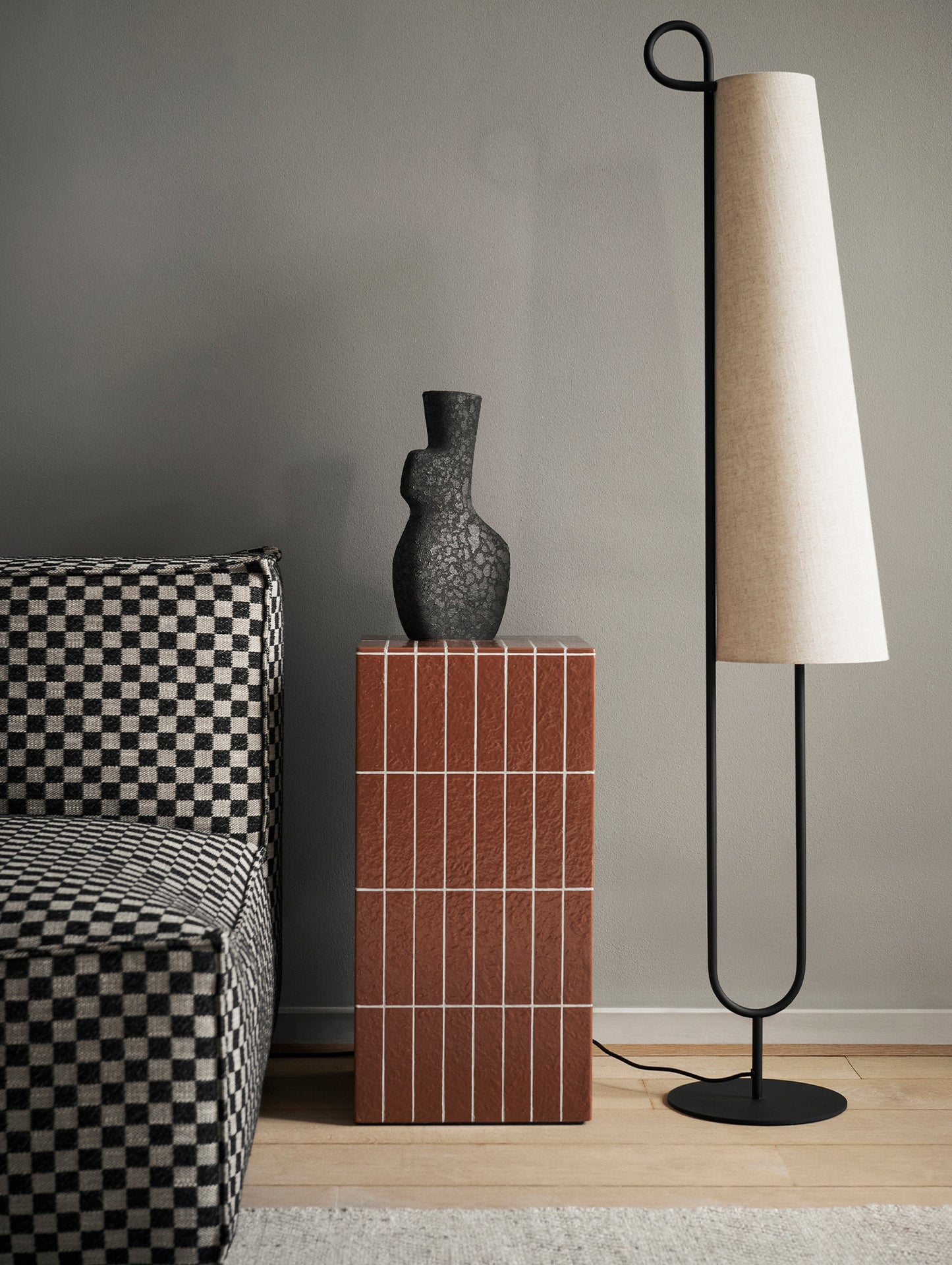 Ancora Floor Lamp