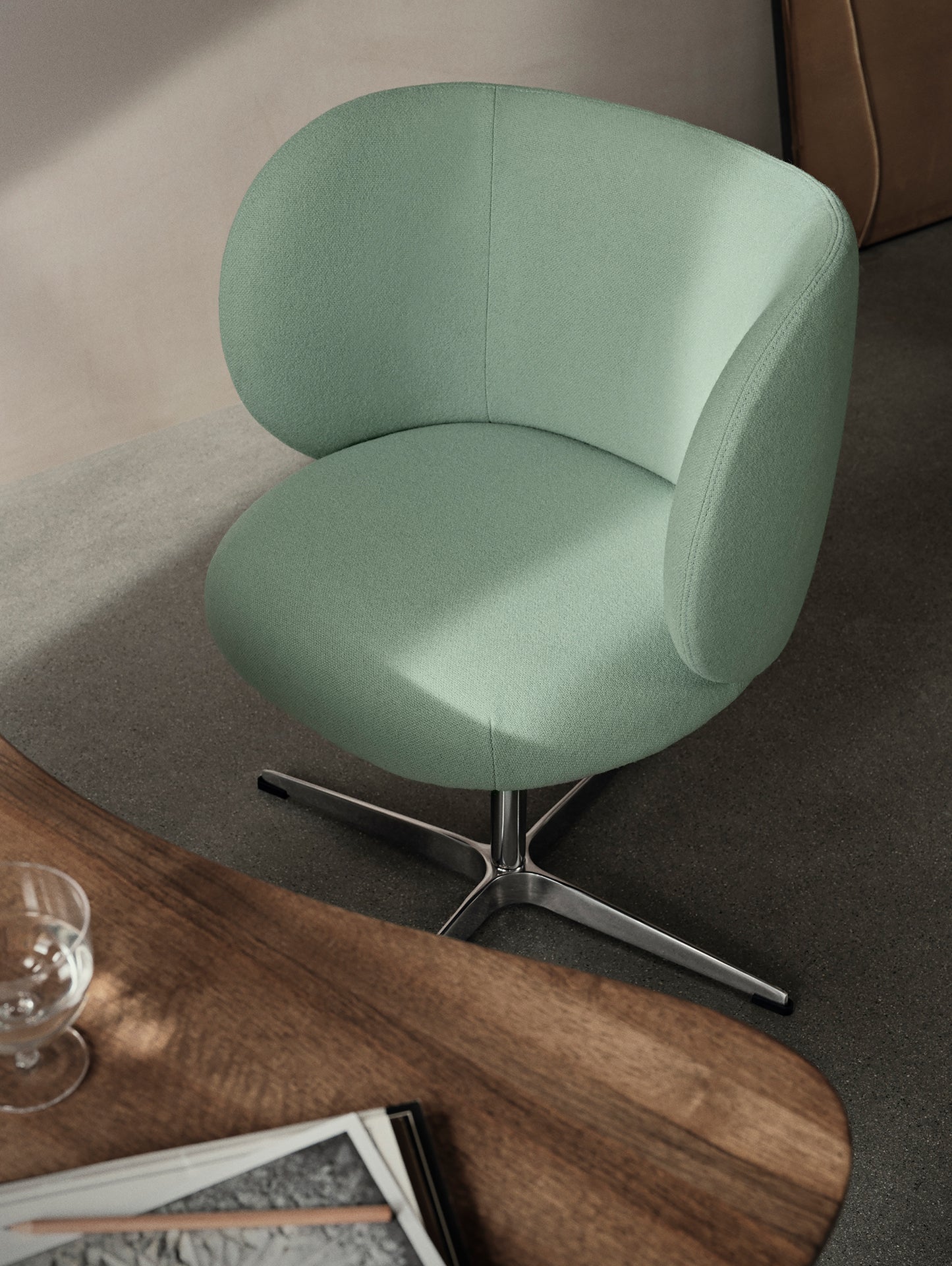 Rico Dining Chair - Swivel Base by Ferm Living - Tonus 914