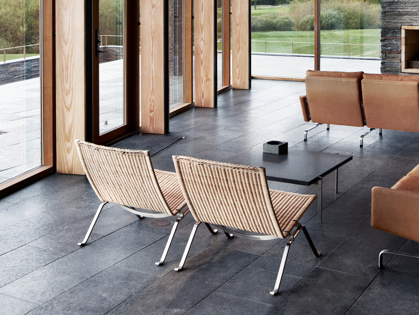 PK22 Lounge Chair - Wicker by Fritz Hansen