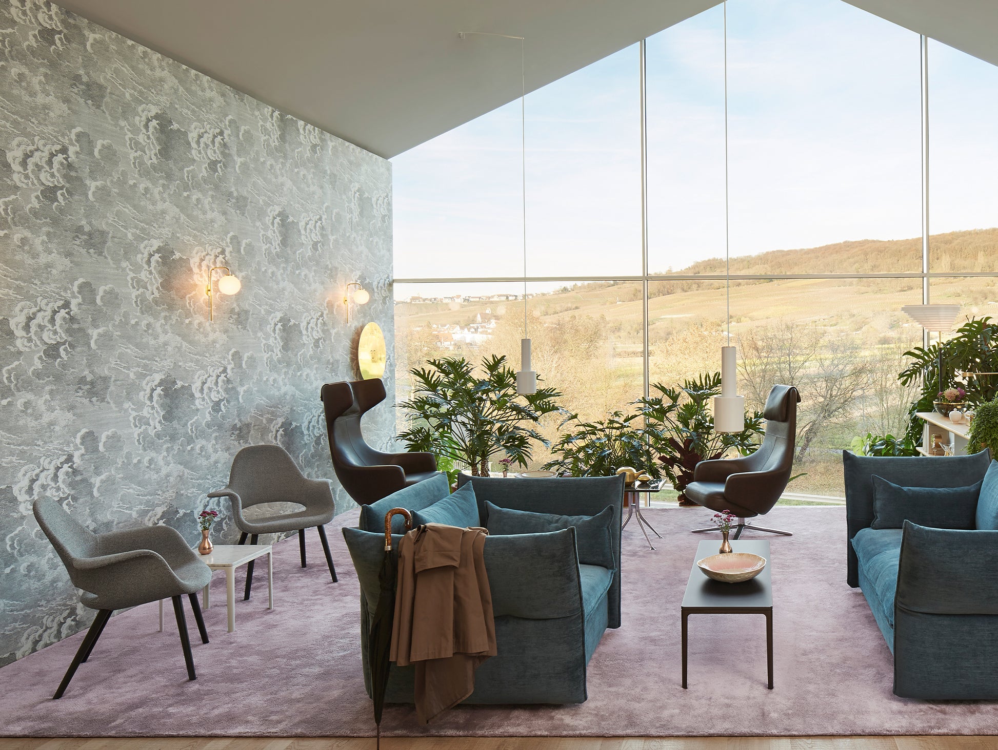 Plate Coffee Table by Vitra - 41x113, Basic Dark Aluminium Base, Dark MDF Tabletop