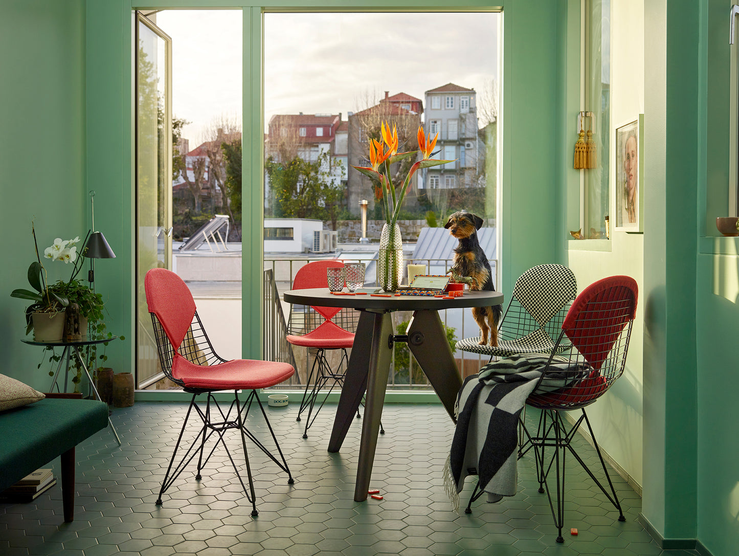 Guéridon Table by Vitra - Dark Stained Oak