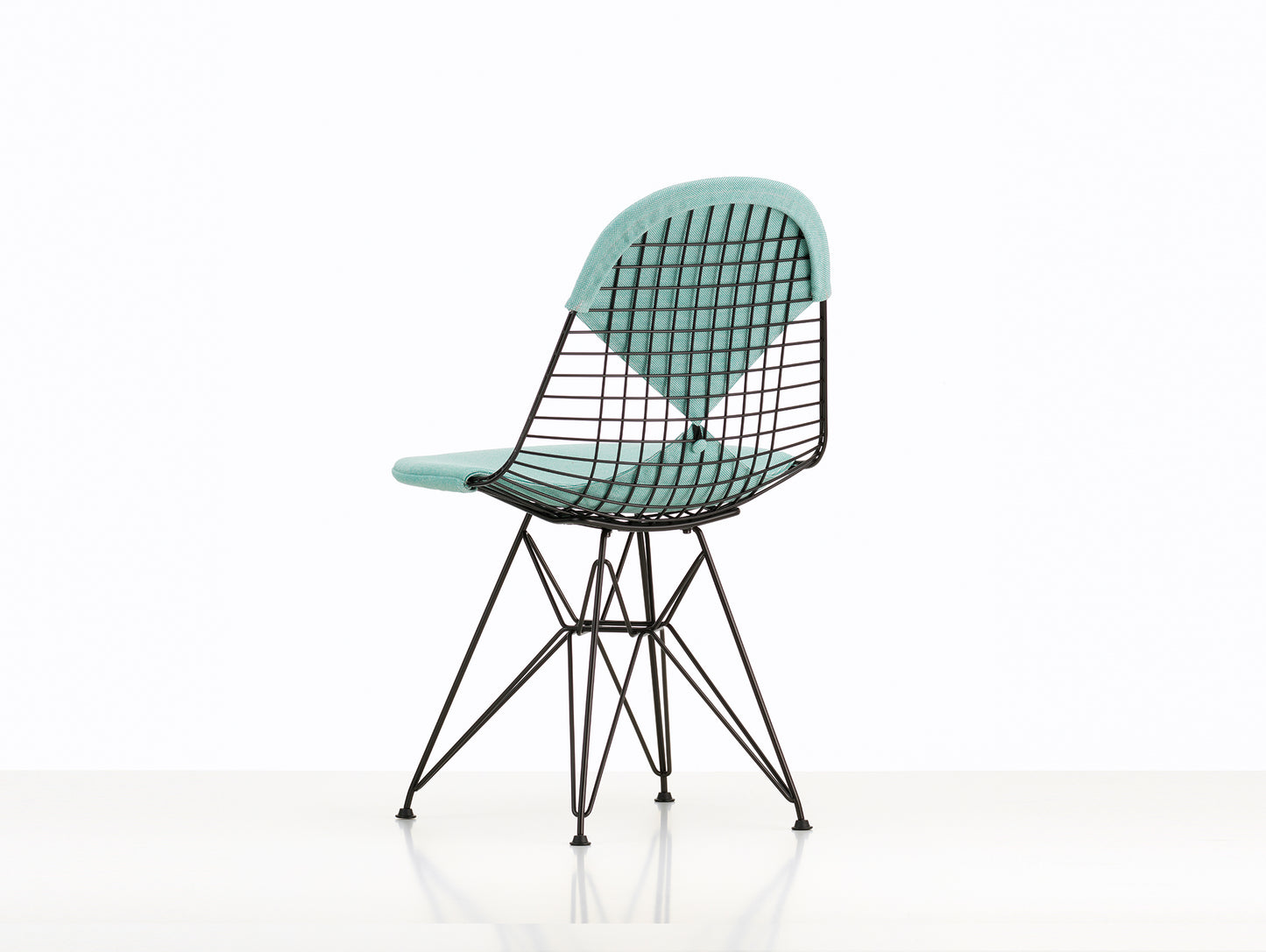 Eames DKR Wire Chair