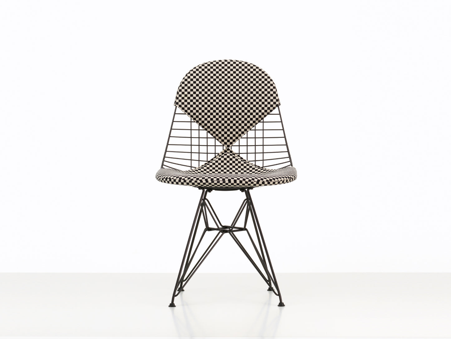 Eames DKR Wire Chair