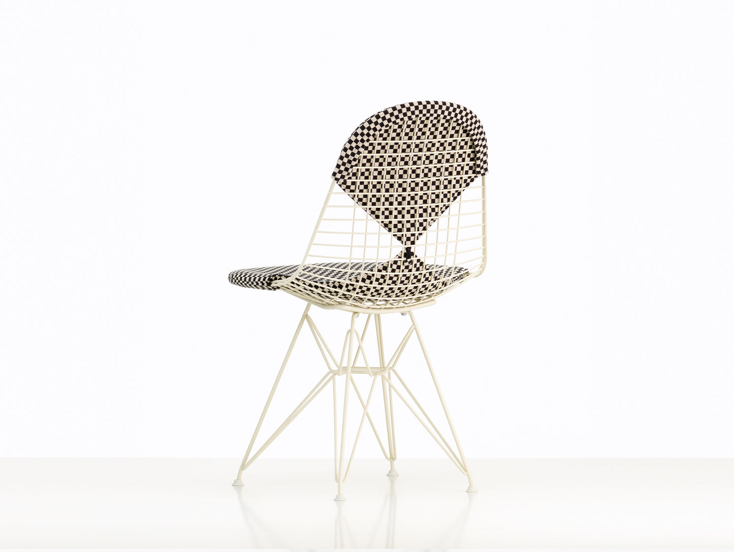 Eames DKR Wire Chair