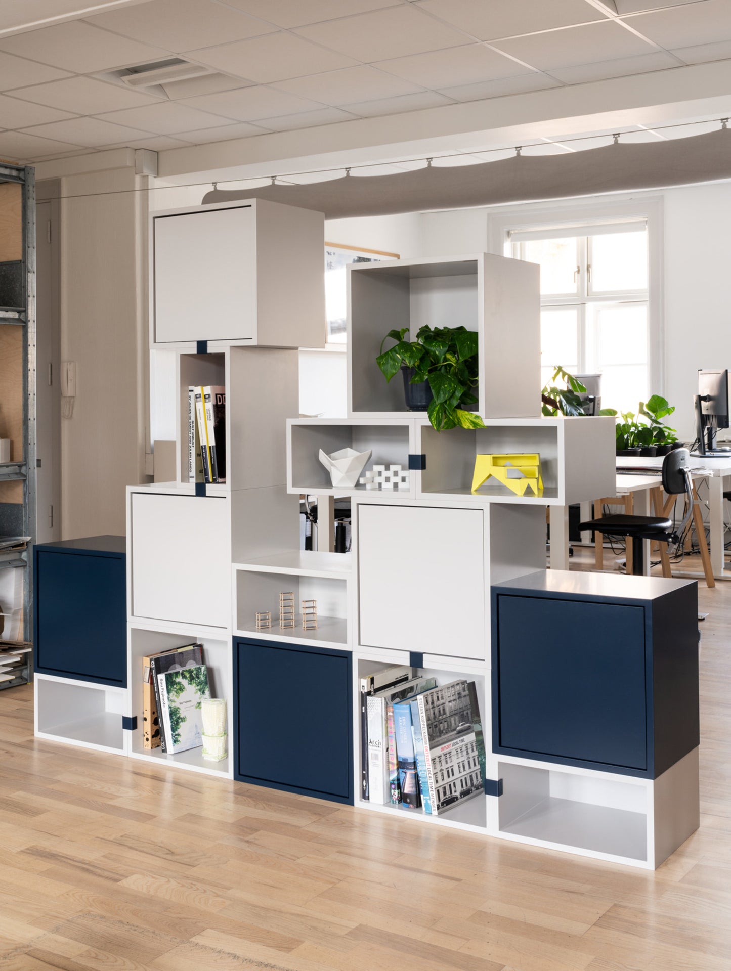 Stacked Shelf System 2.0 by Muuto