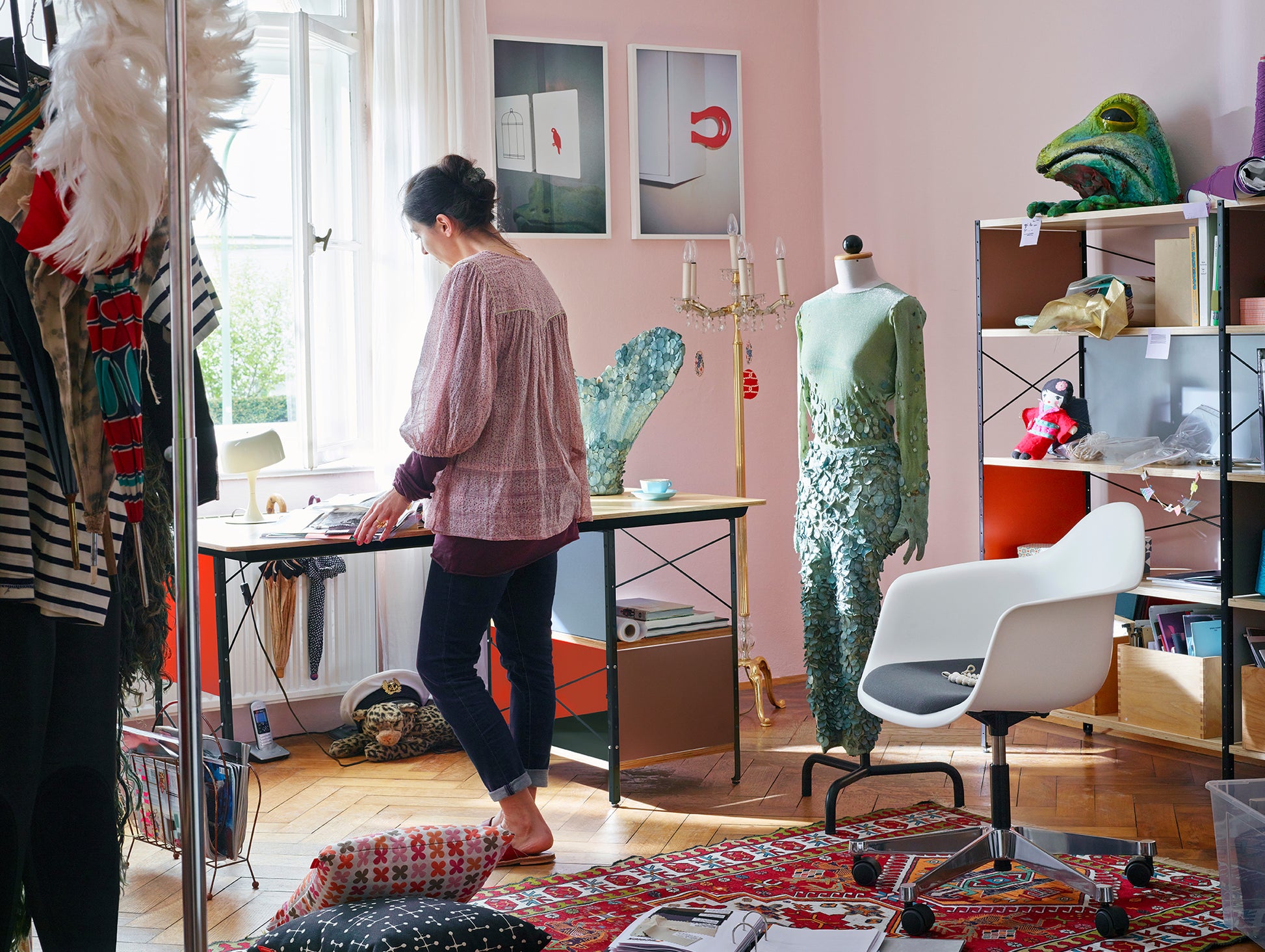 Eames Desk Unit EDU by Vitra