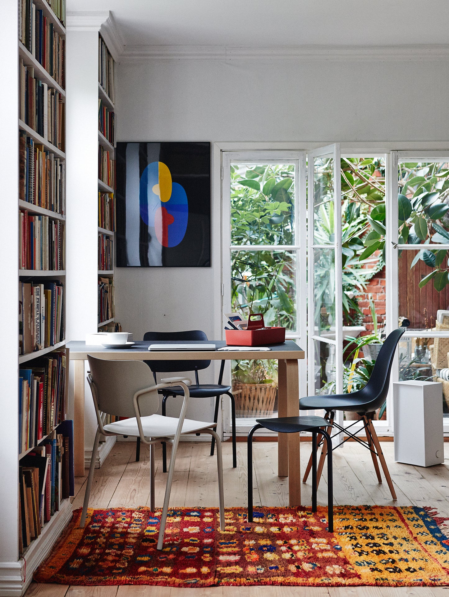 Vitra Eames DSW Plastic Side Chair
