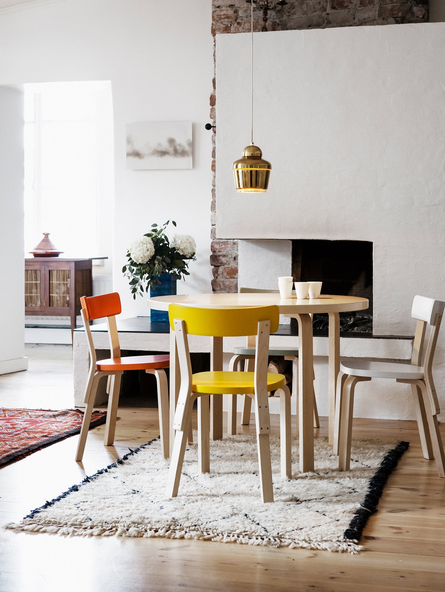 Aalto Table Round 90A by Artek - Birch Veneer Top / Natural Lacquered Birch Legs