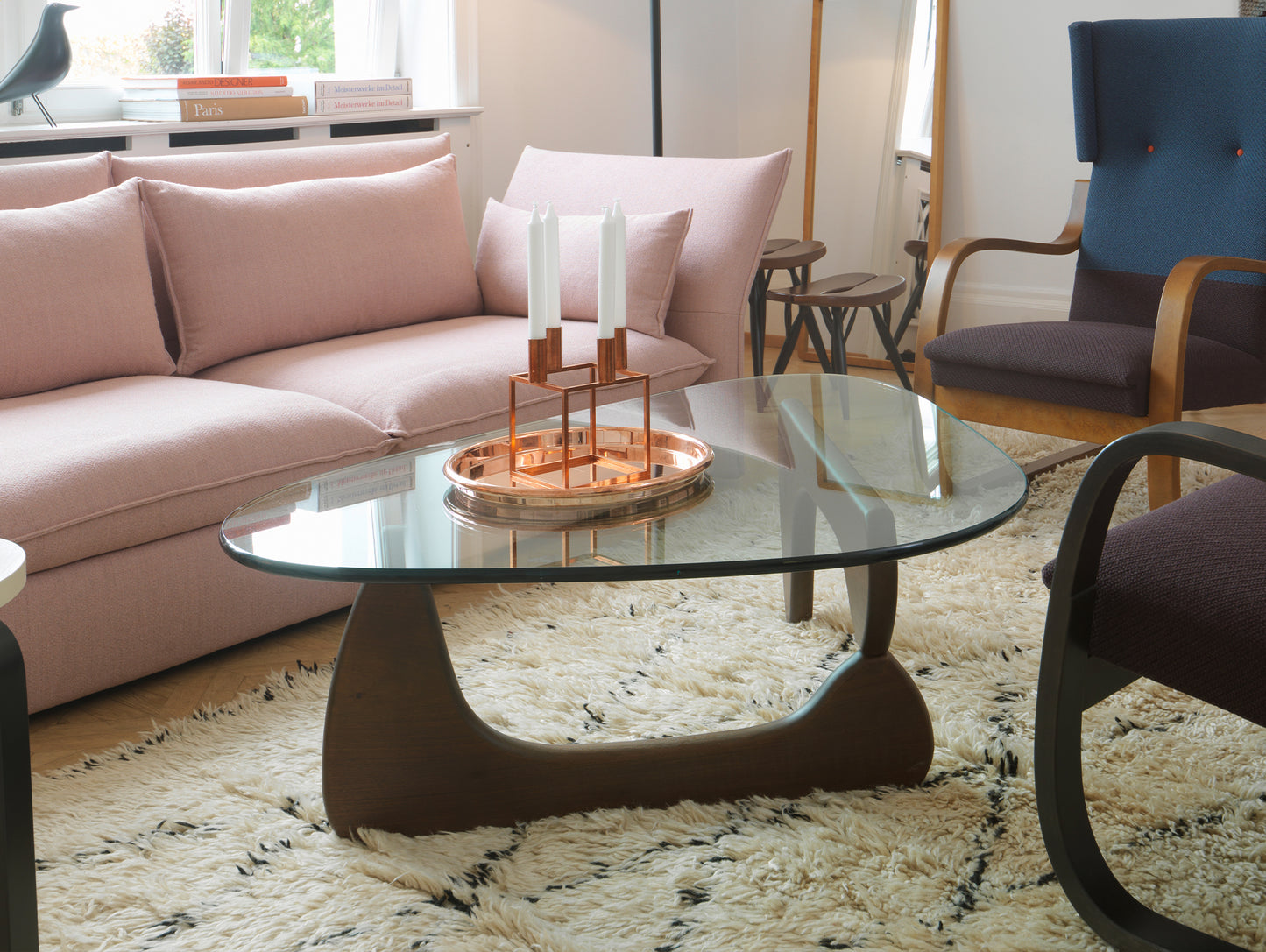 Noguchi Coffee Table by Vitra - walnut