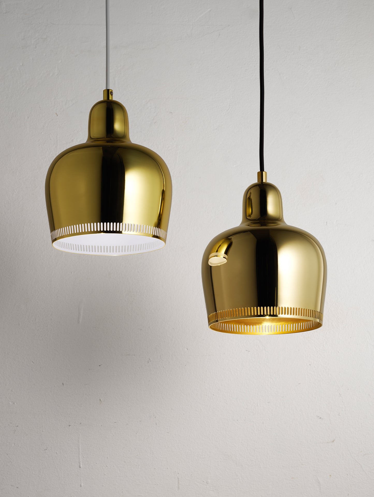 A330S Golden Bell Pendant Light by Artek - Brass