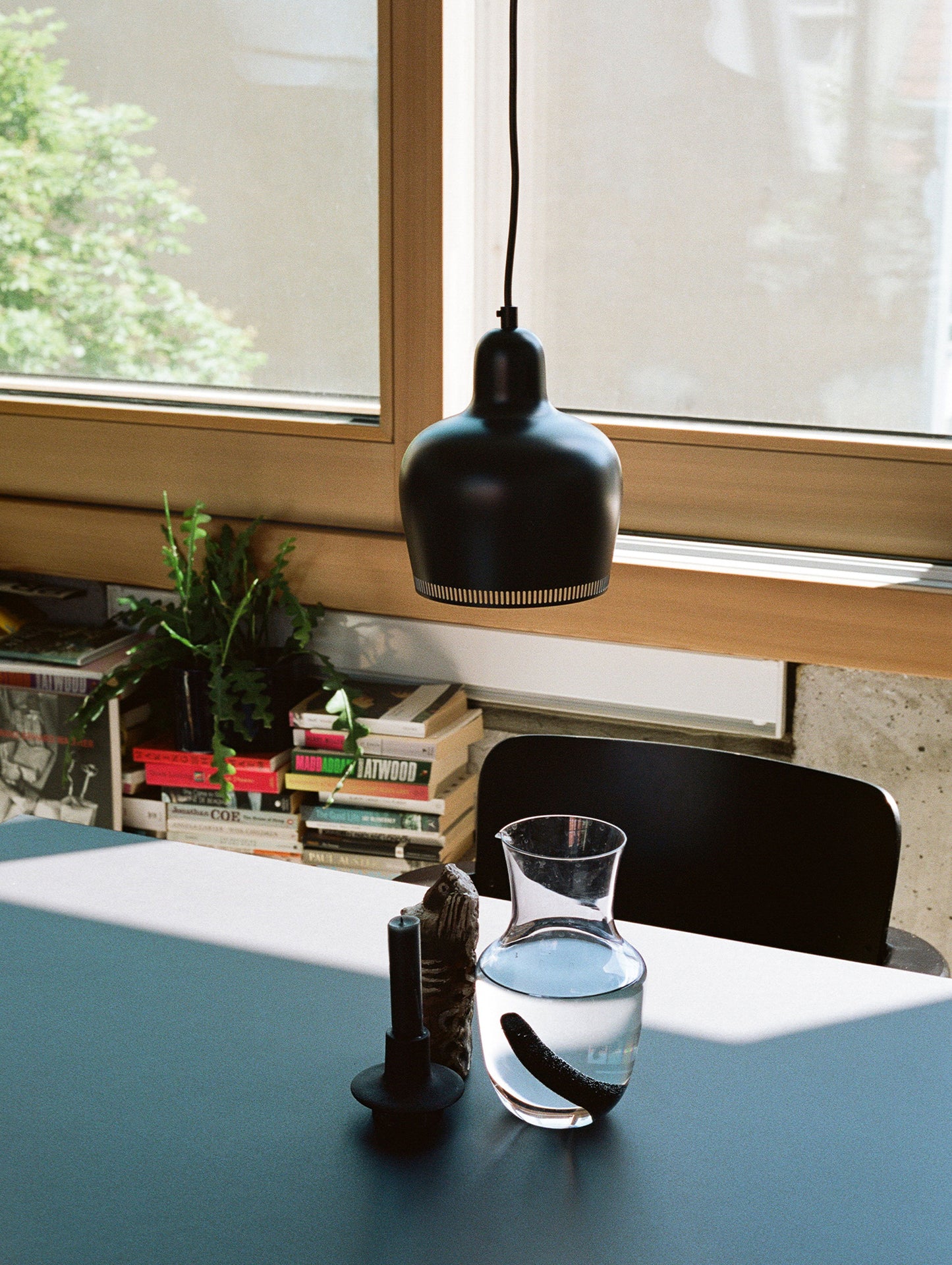 A330S Golden Bell Pendant Light by Artek - Black