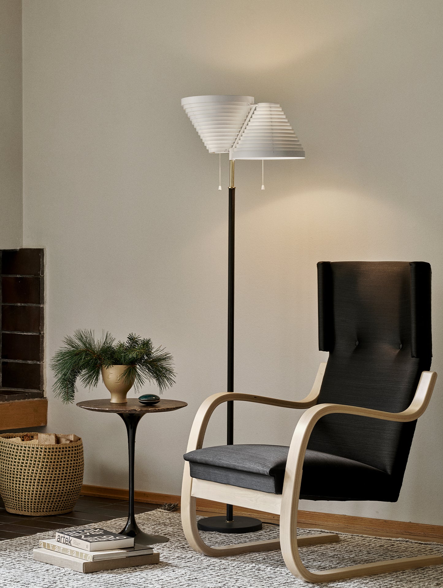 A810 Floor Light by Artek - Brass Tube