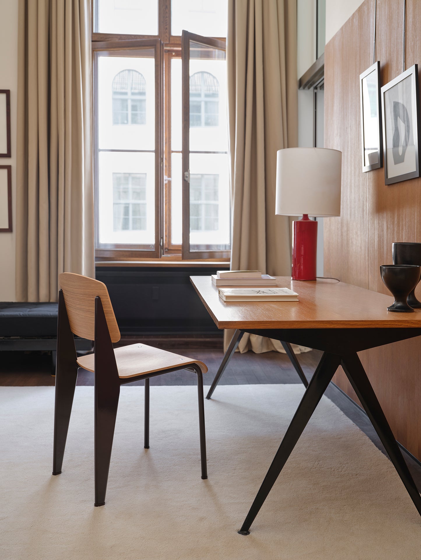 スタンダードチェア