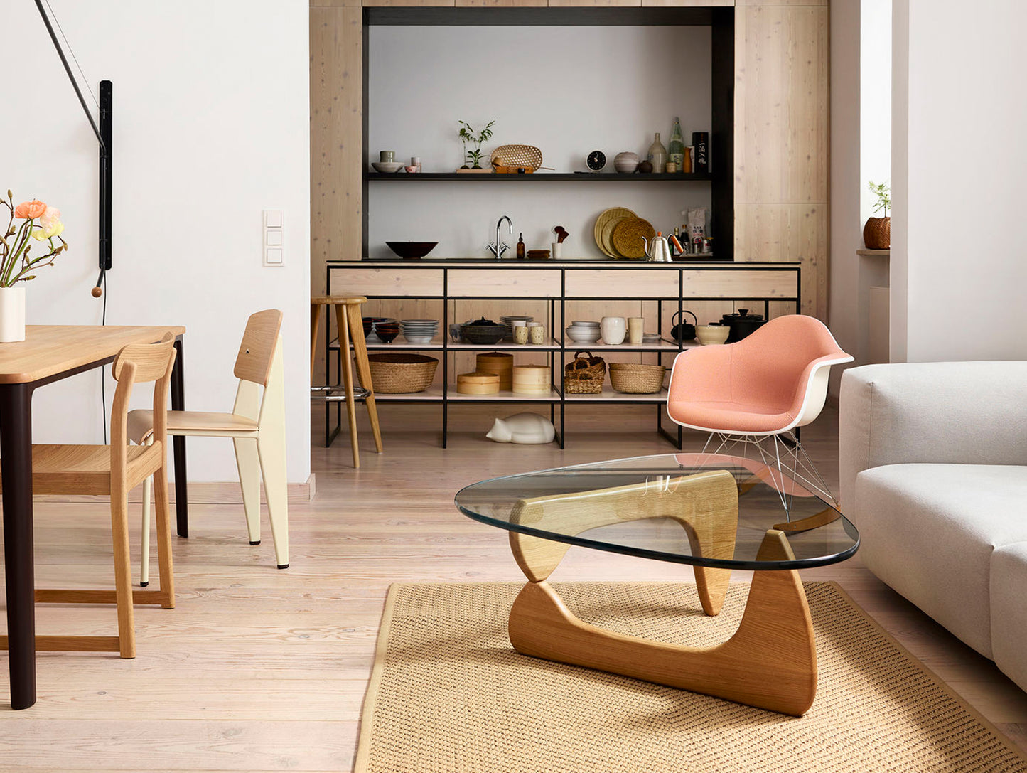 Noguchi Coffee Table by Vitra - Maple