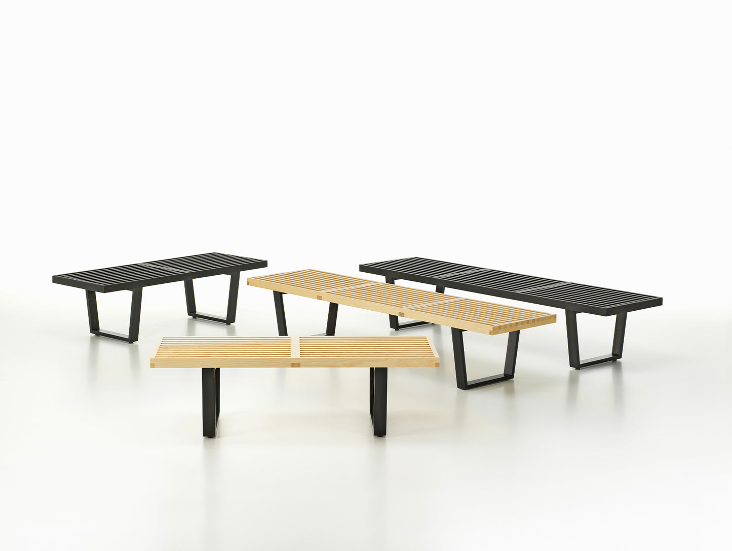 Nelson Bench by Vitra