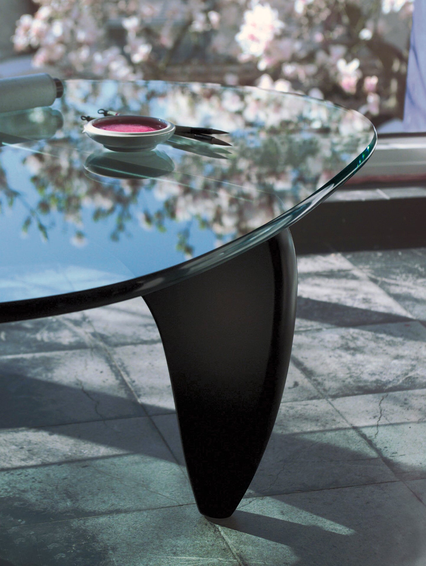 Noguchi Coffee Table by Vitra - Black Ash