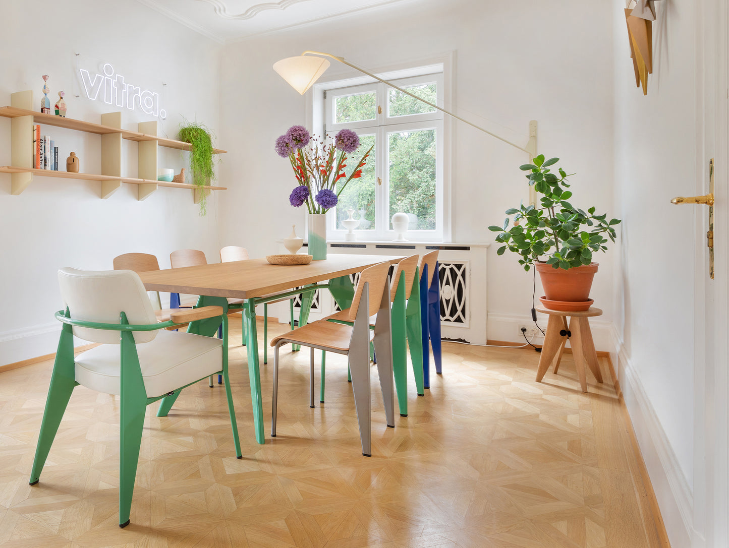 Tabouret Solvay by Vitra - Natural Solid Oak