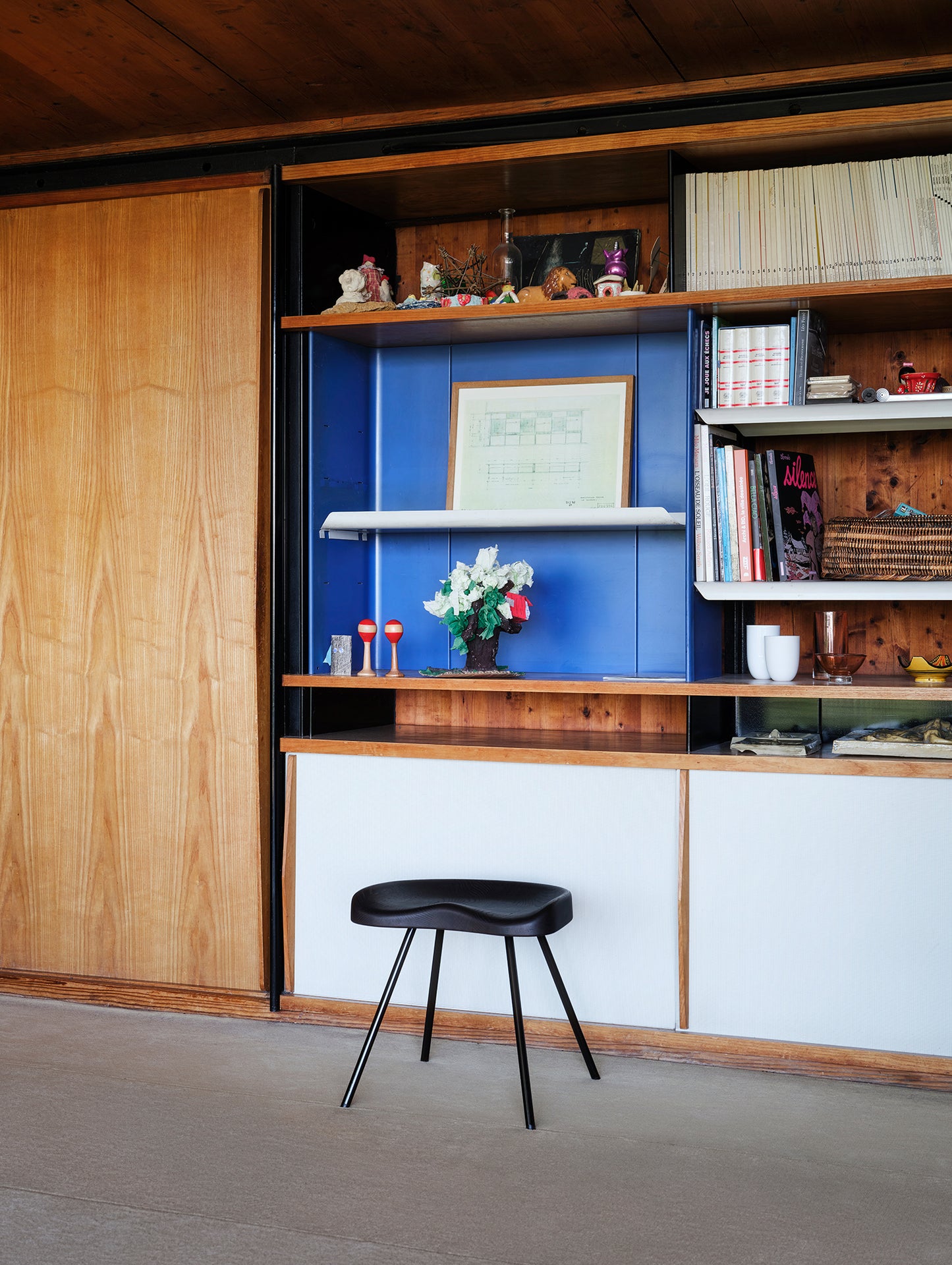 Tabouret 307 by Vitra - Dark Stained Oak