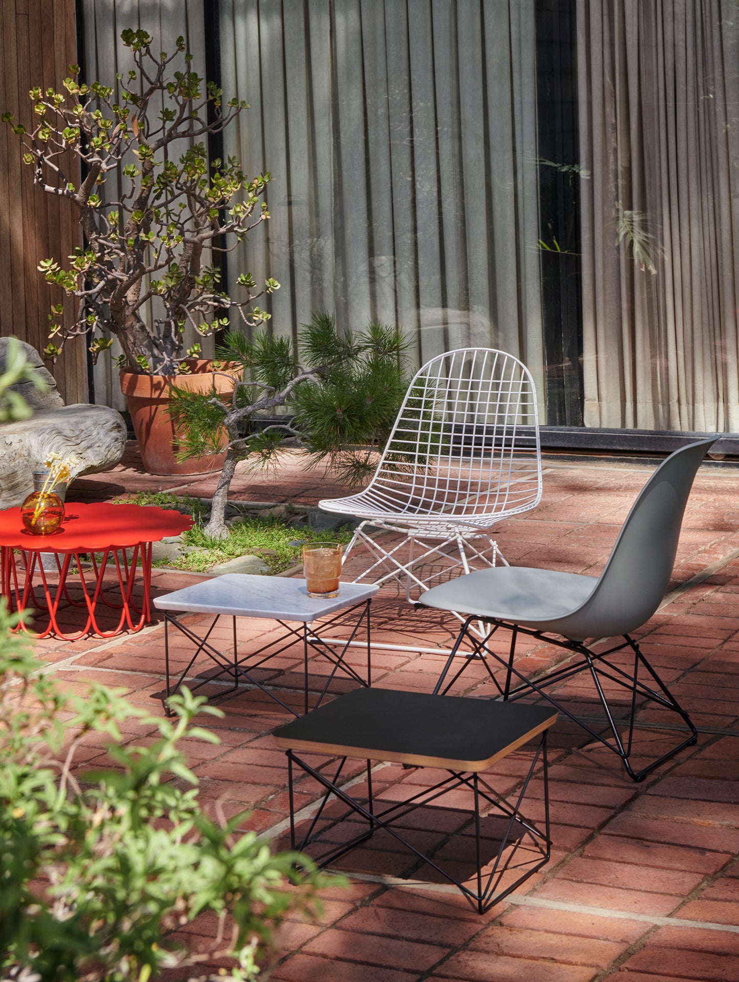 Eames Occasional Table LTR, Chrome Base, Black HPL Top