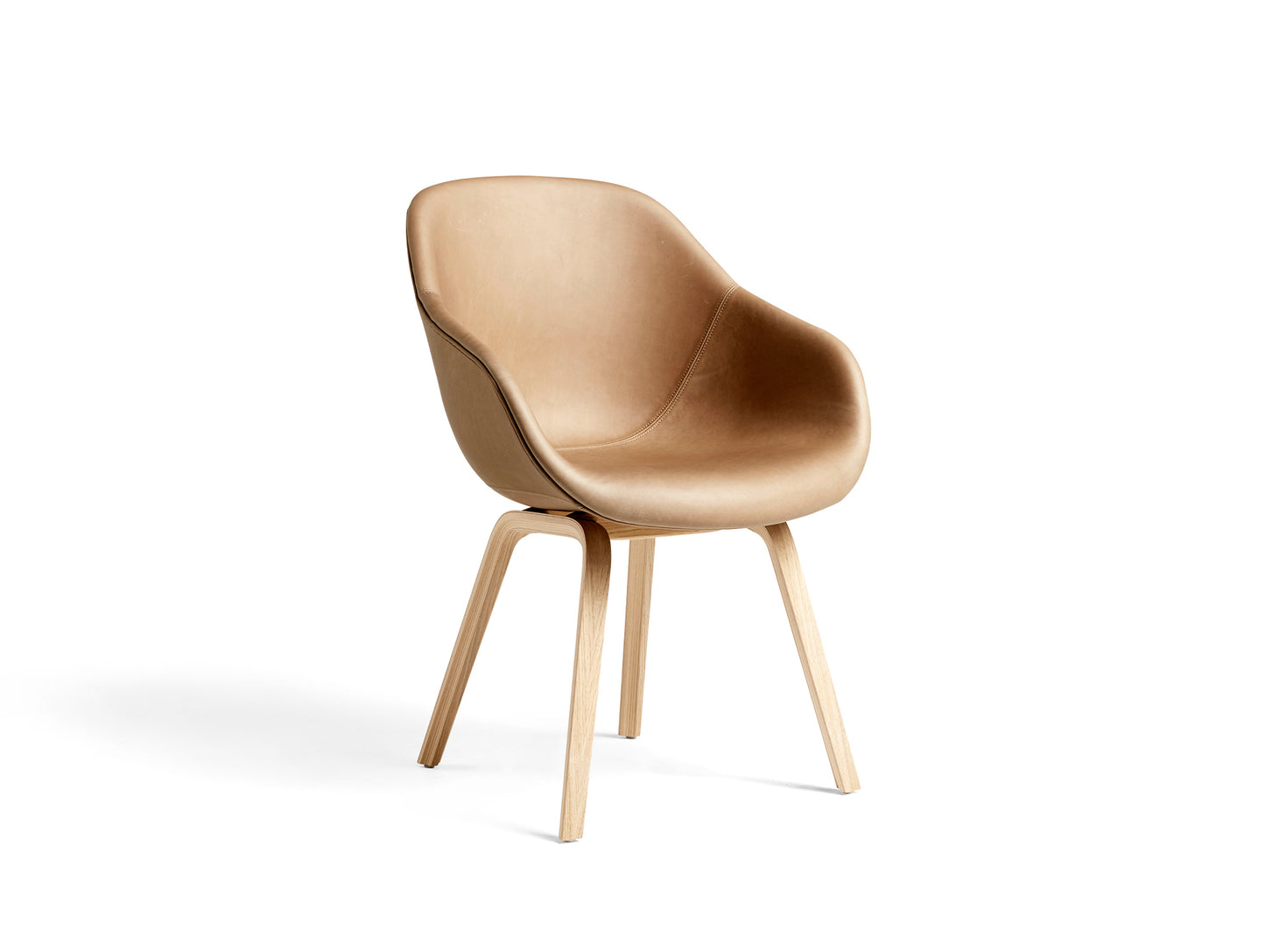 About A Chair AAC 123 by HAY - Sense Nougat Leather / Lacquered Oak Base