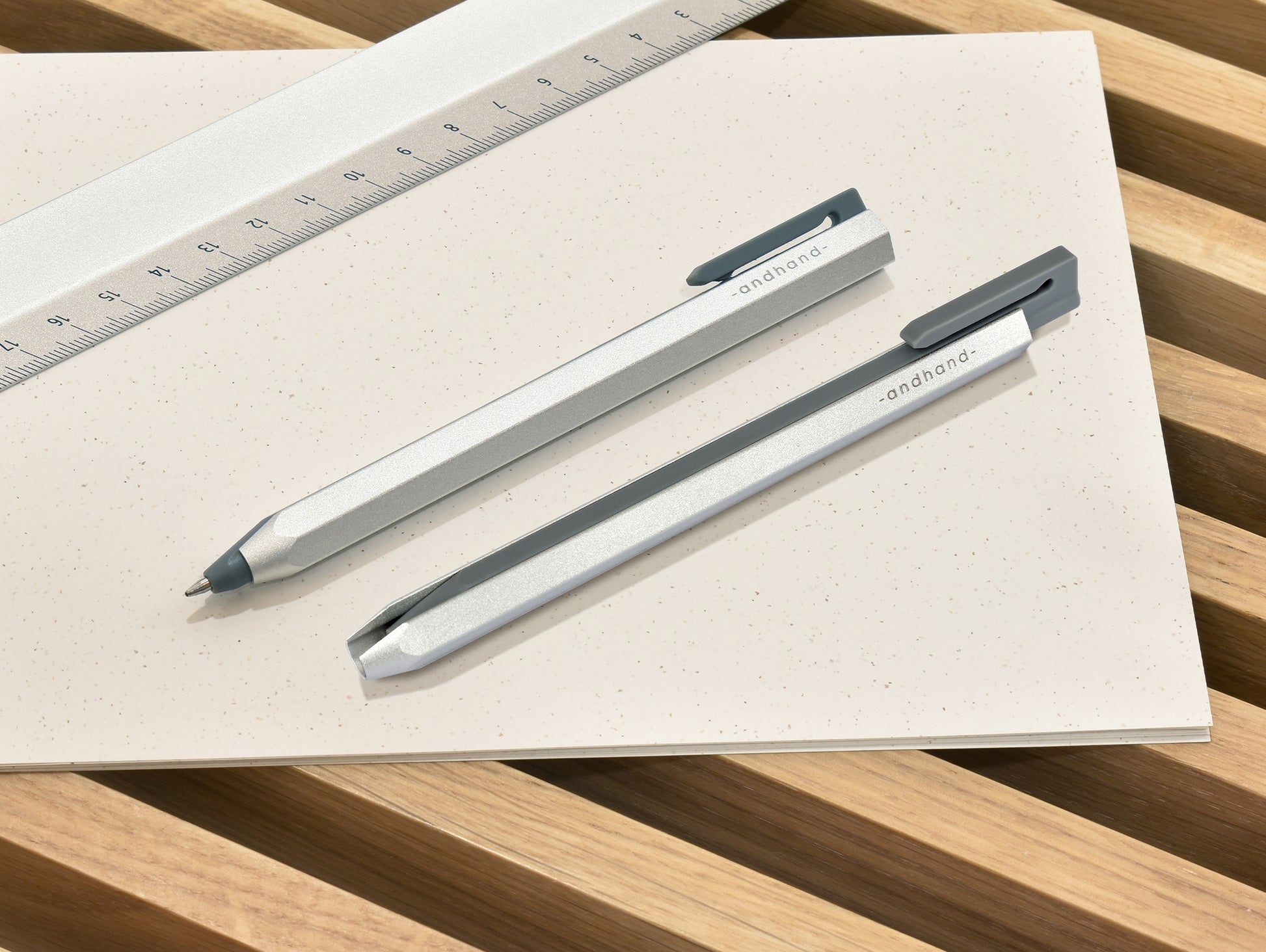 Core Retractable Pen by Andhand - Silver Lustre