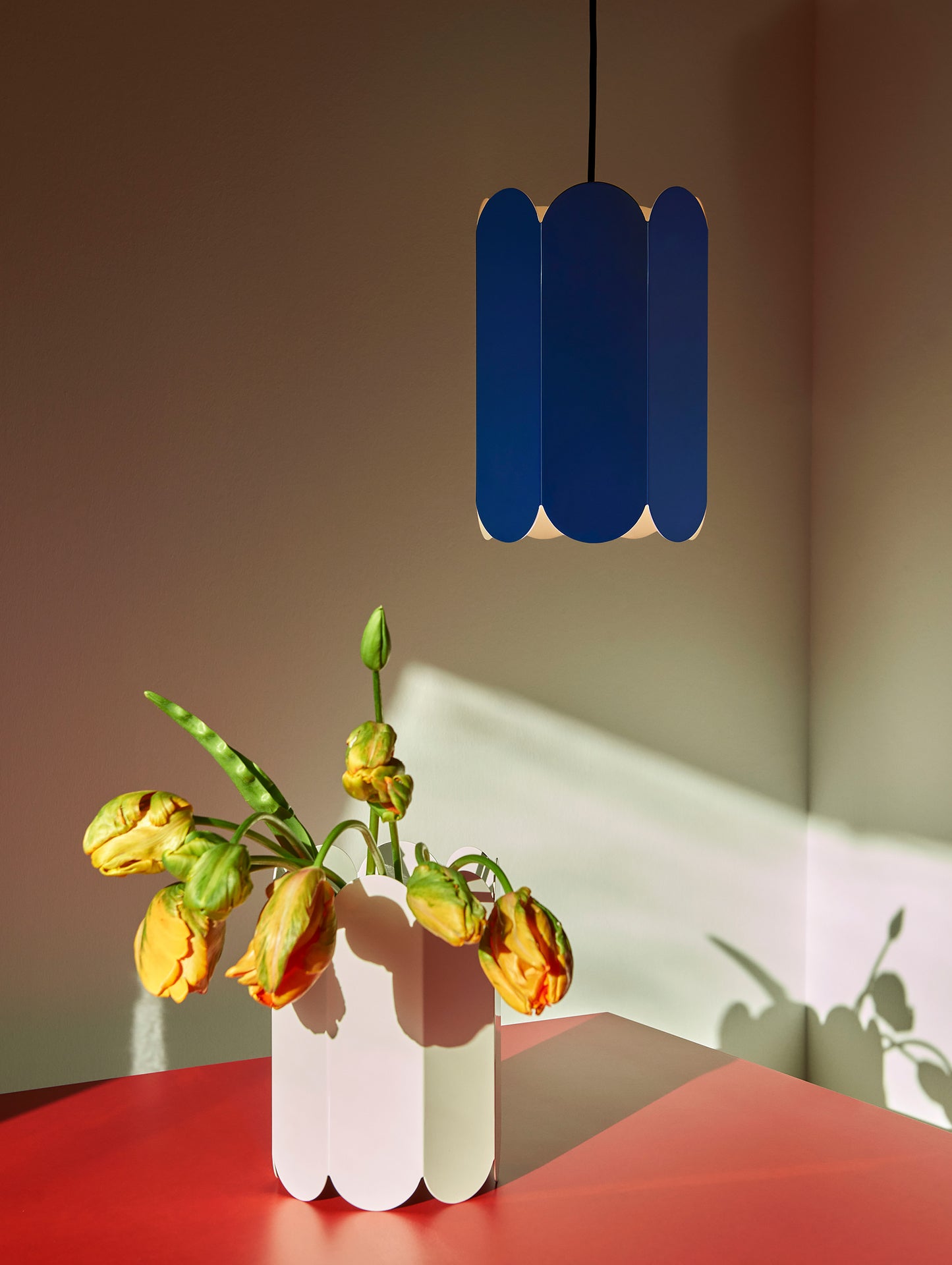 Cobalt Blue Arcs Pendant Lamp by HAY