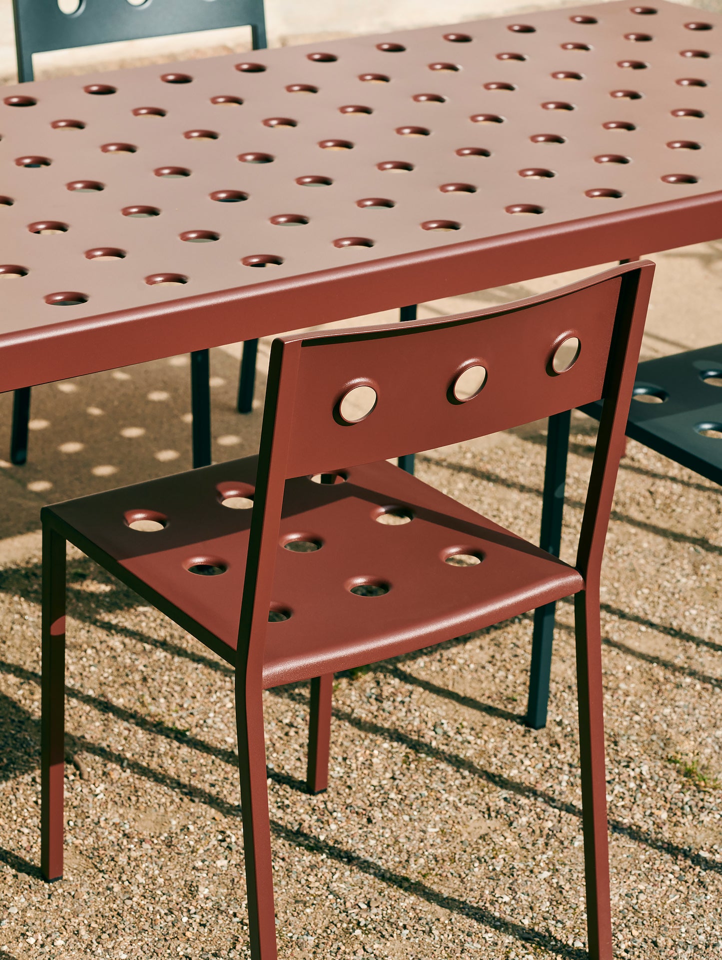 Iron Red / L190 cm / Balcony Outdoor Dining Table by HAY